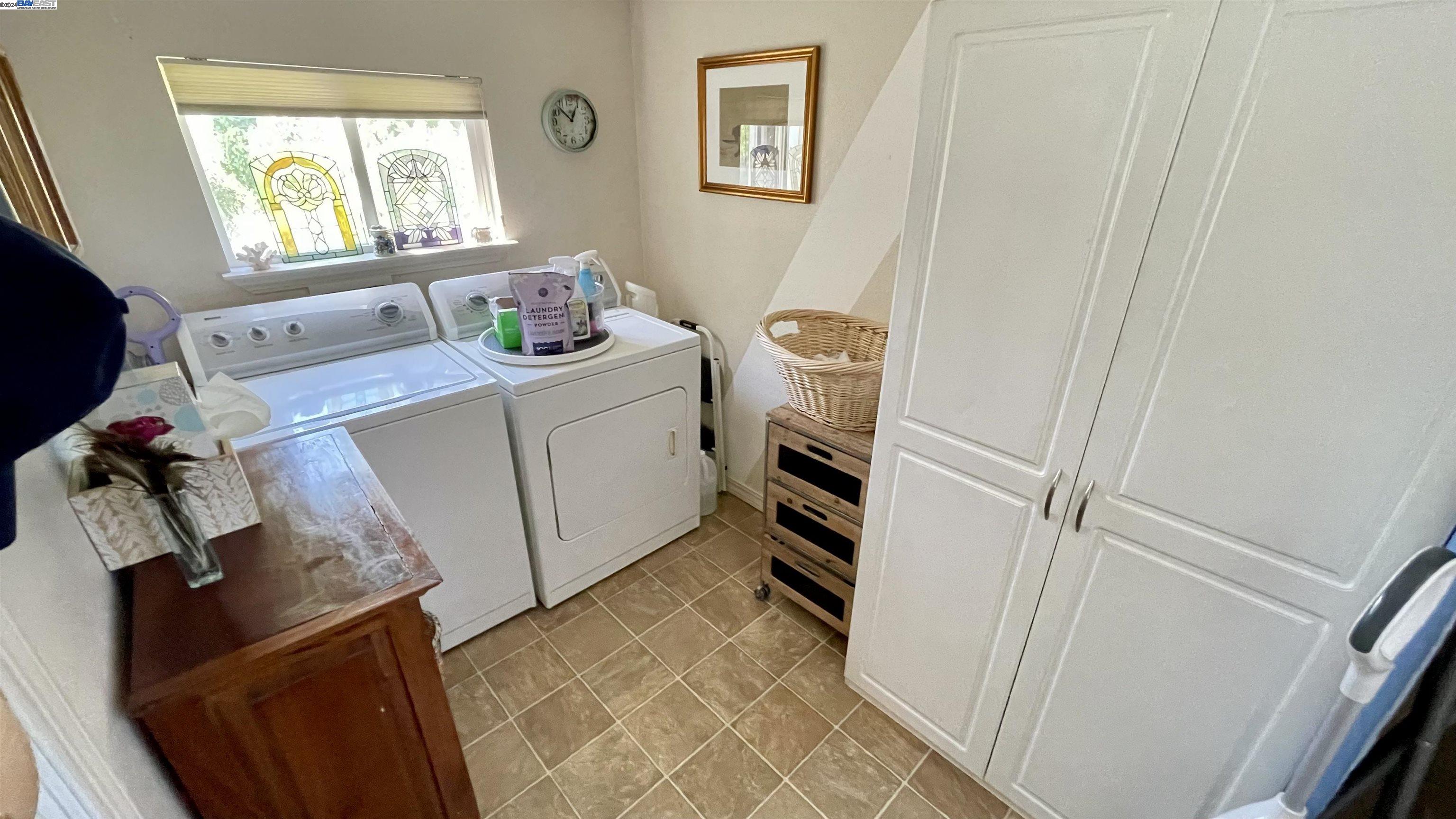 711 Old Canyon Rd # 104