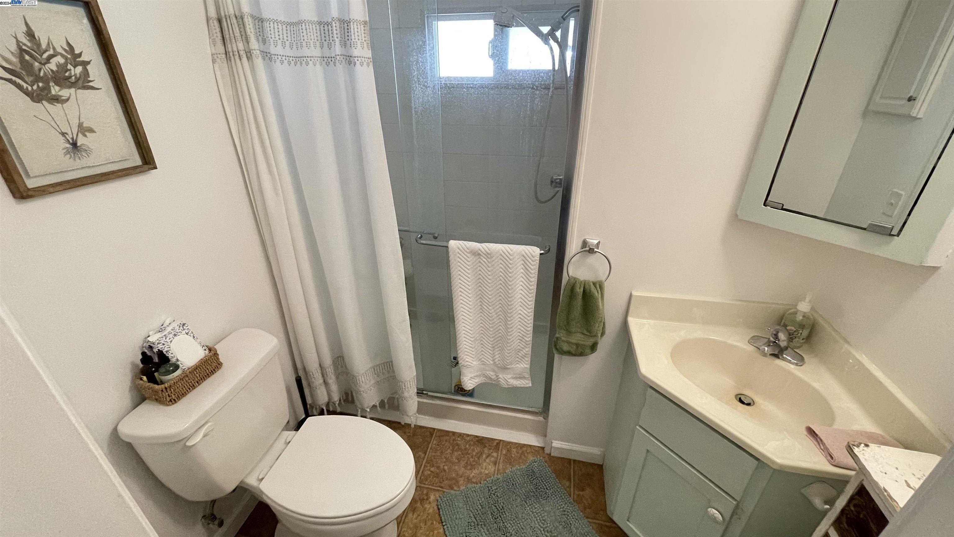 711 Old Canyon Rd # 104