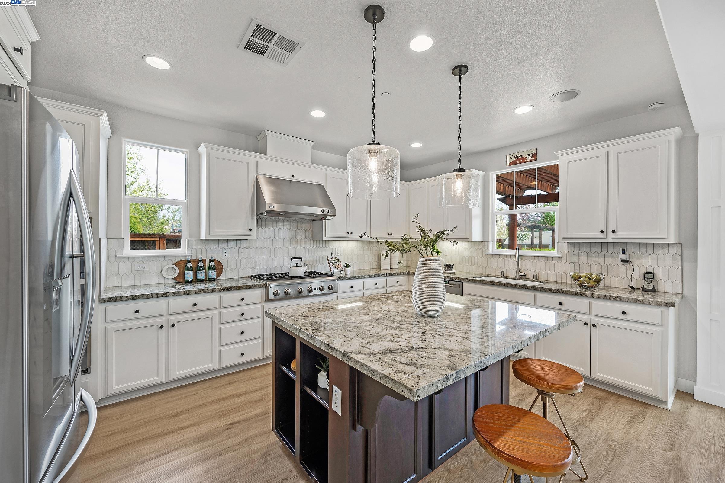 3162 Lucca Cir