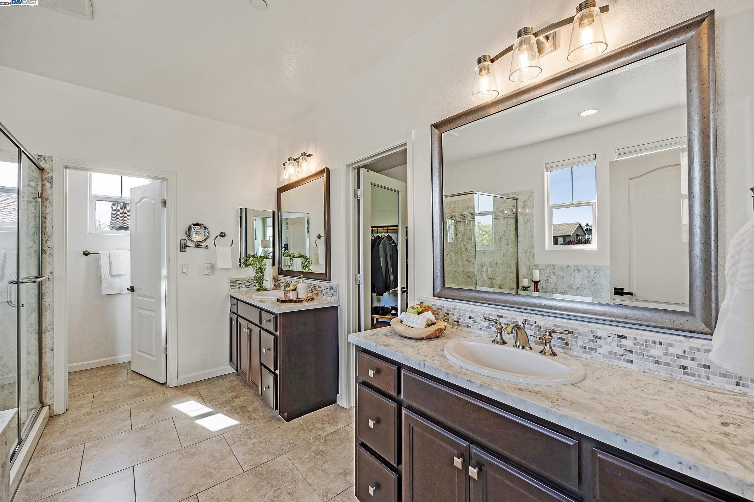 3162 Lucca Cir