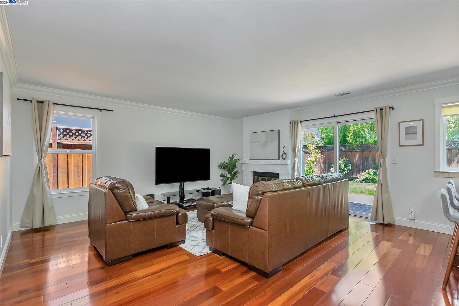 2915 Calle De La Mesa