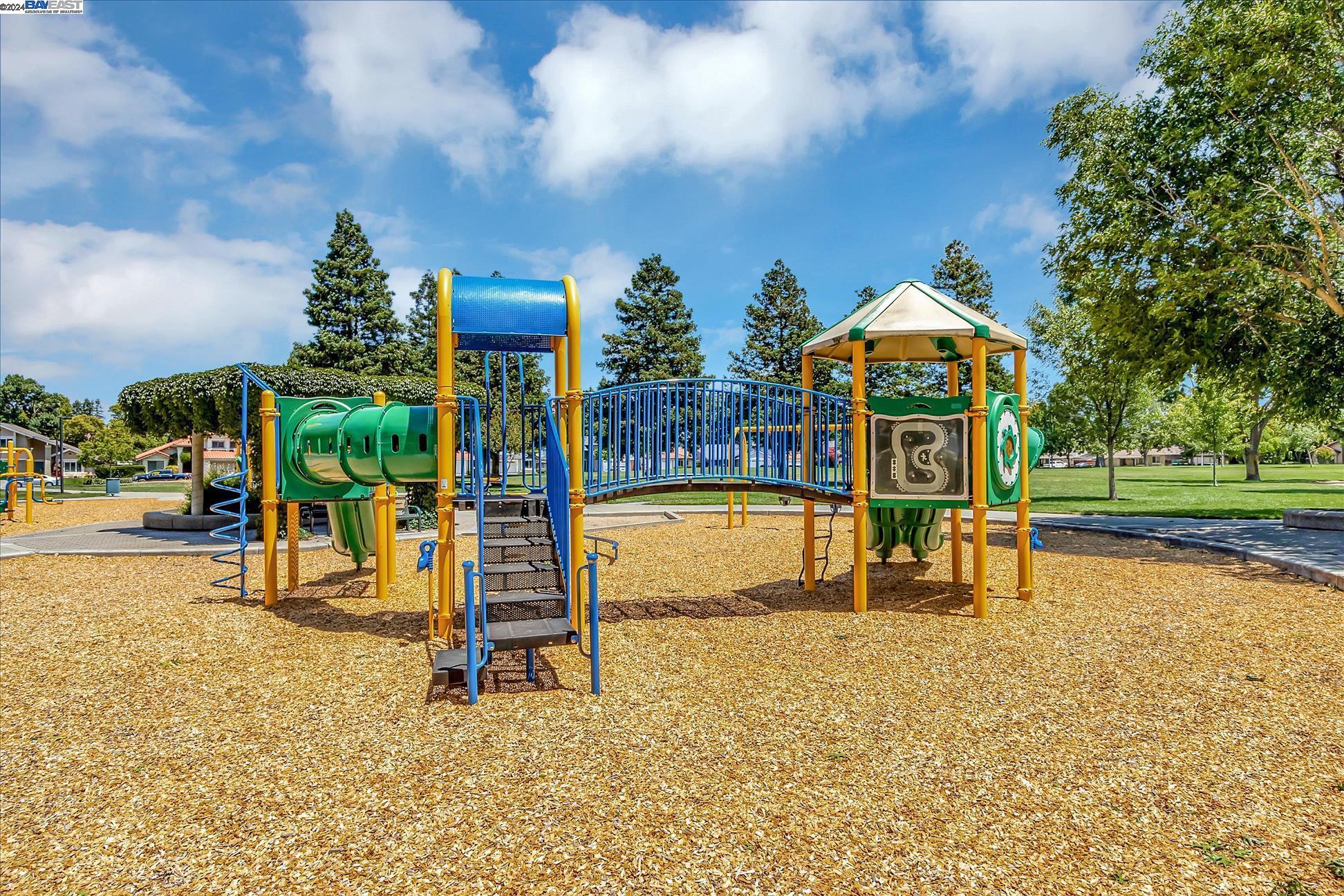 2915 Calle De La Mesa