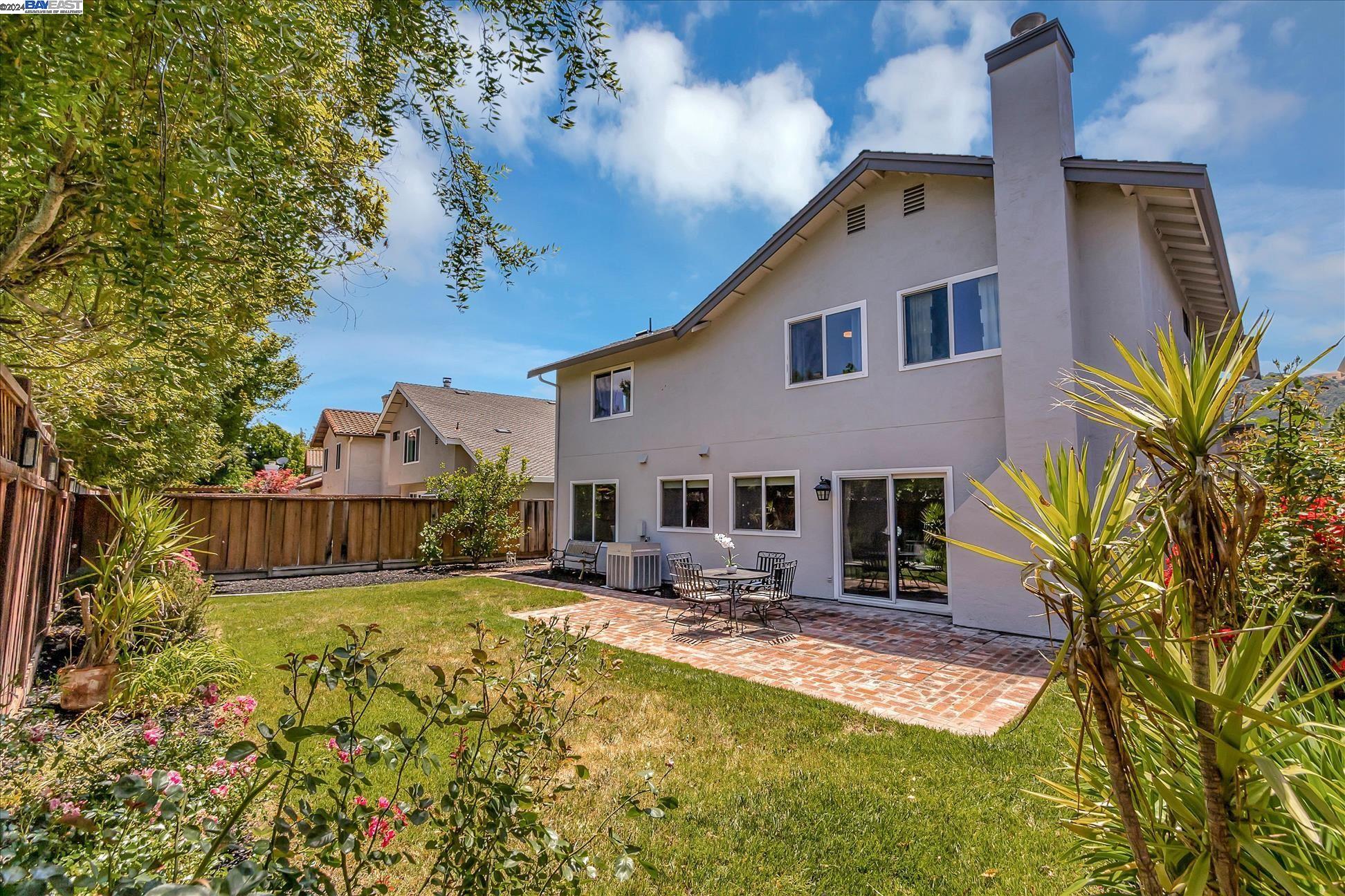 2915 Calle De La Mesa