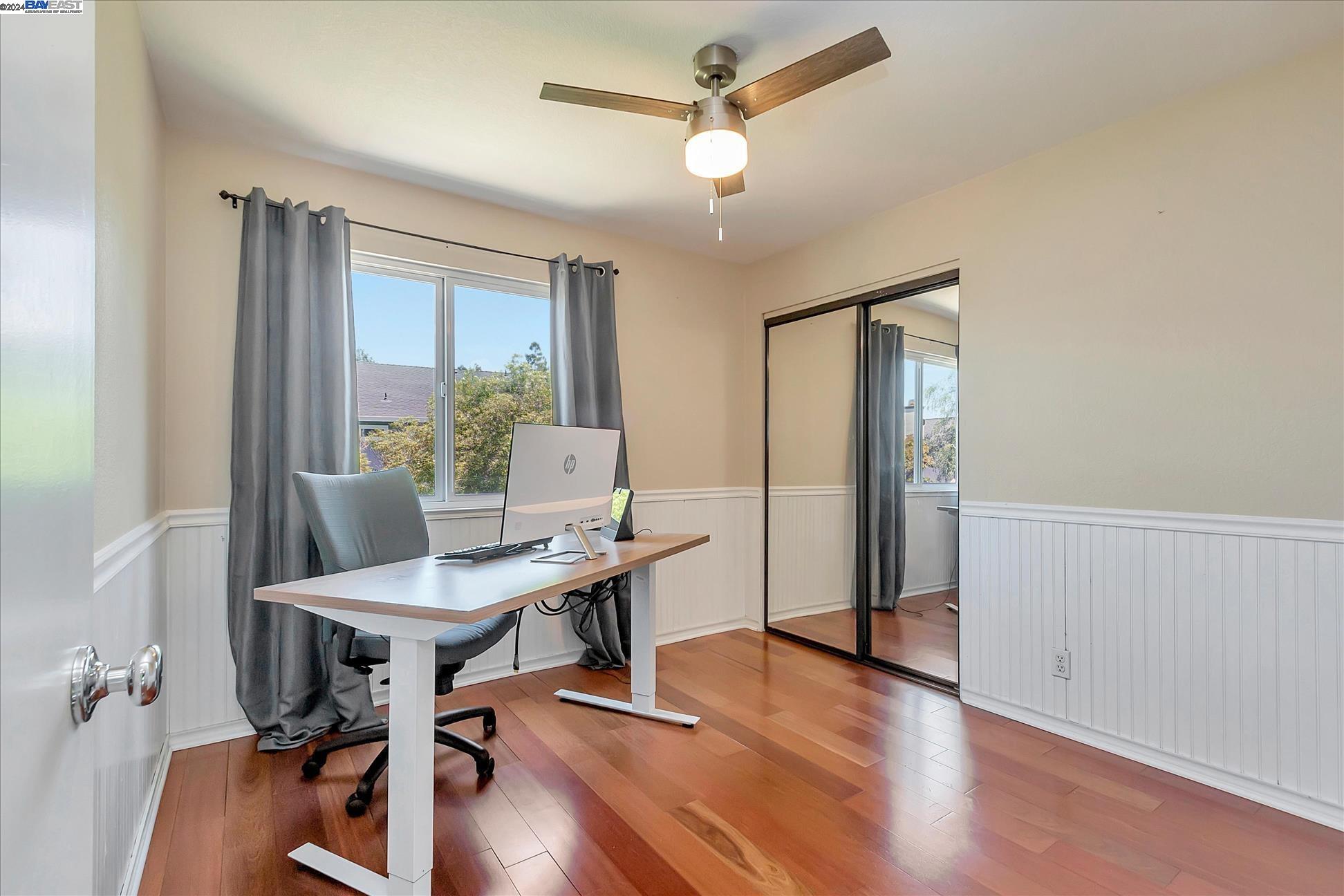 2915 Calle De La Mesa