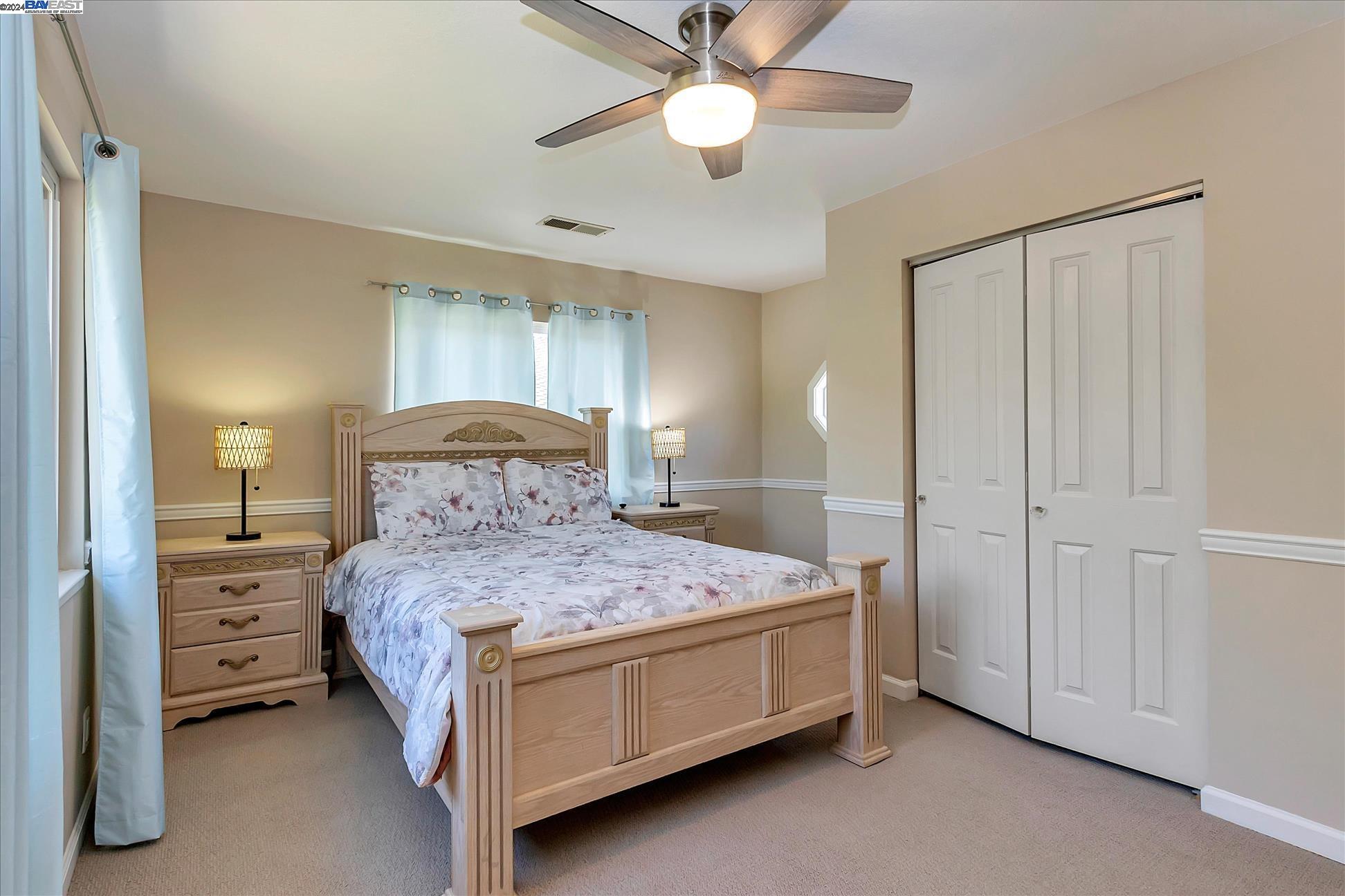 2915 Calle De La Mesa