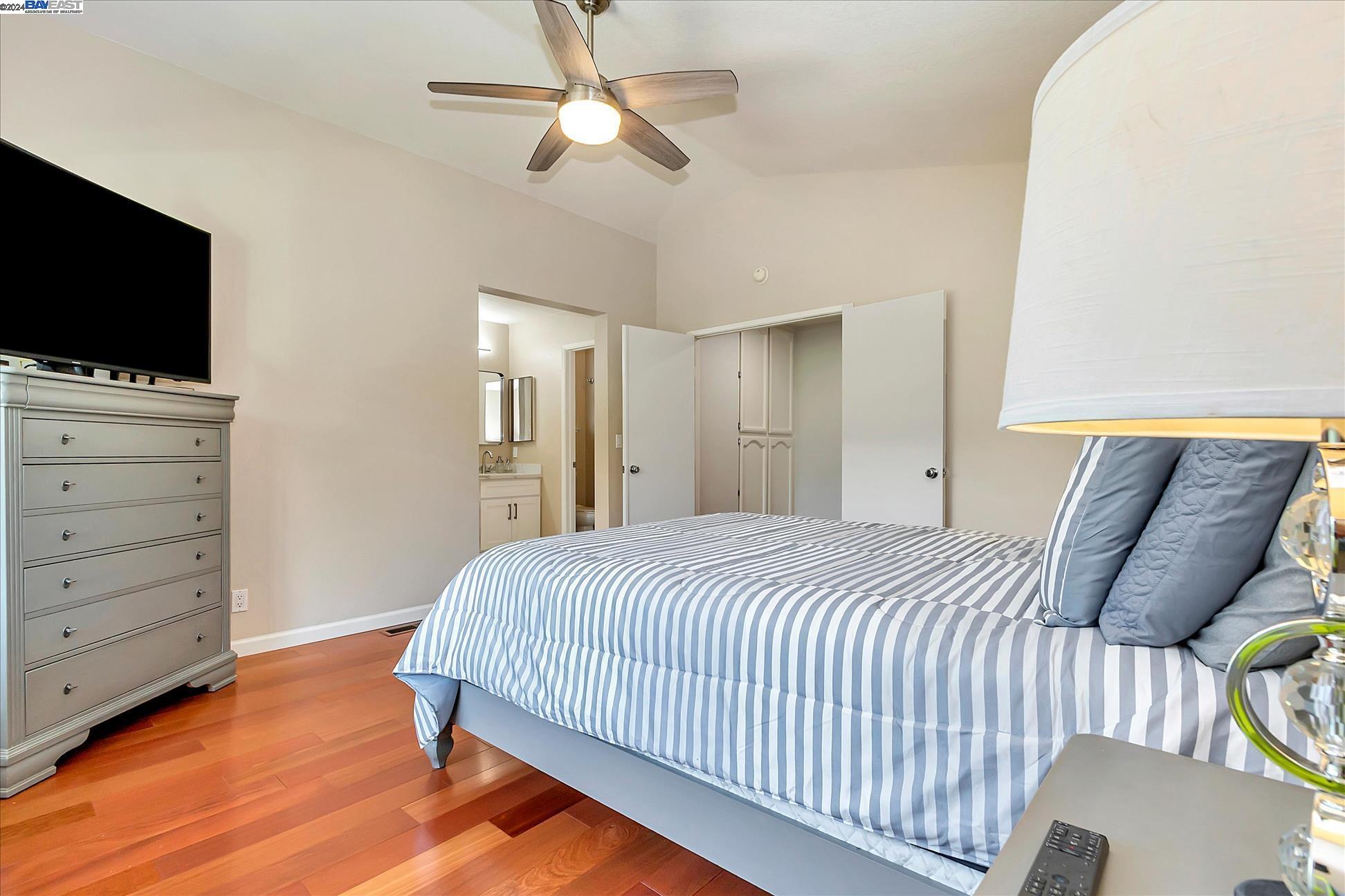 2915 Calle De La Mesa