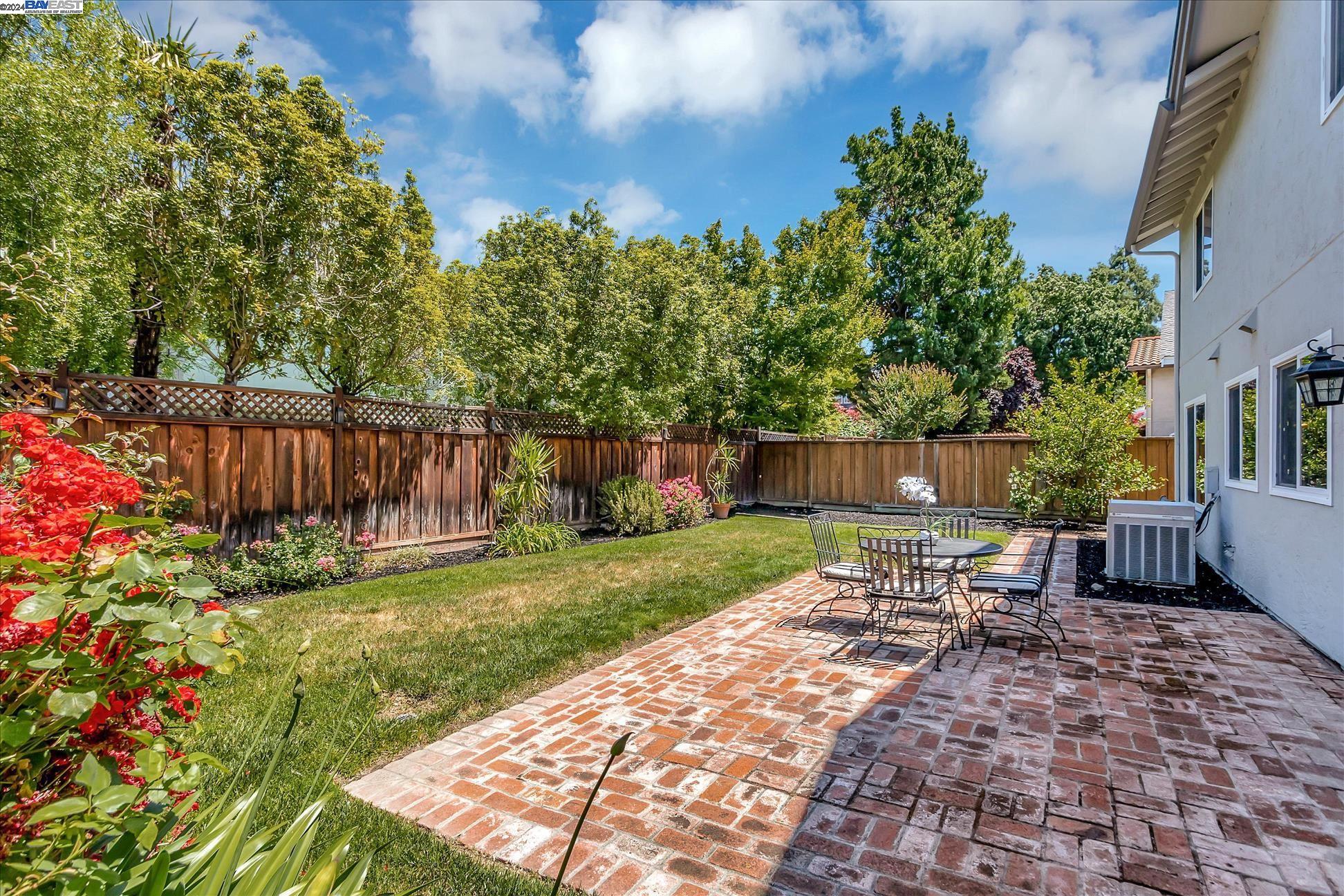 2915 Calle De La Mesa