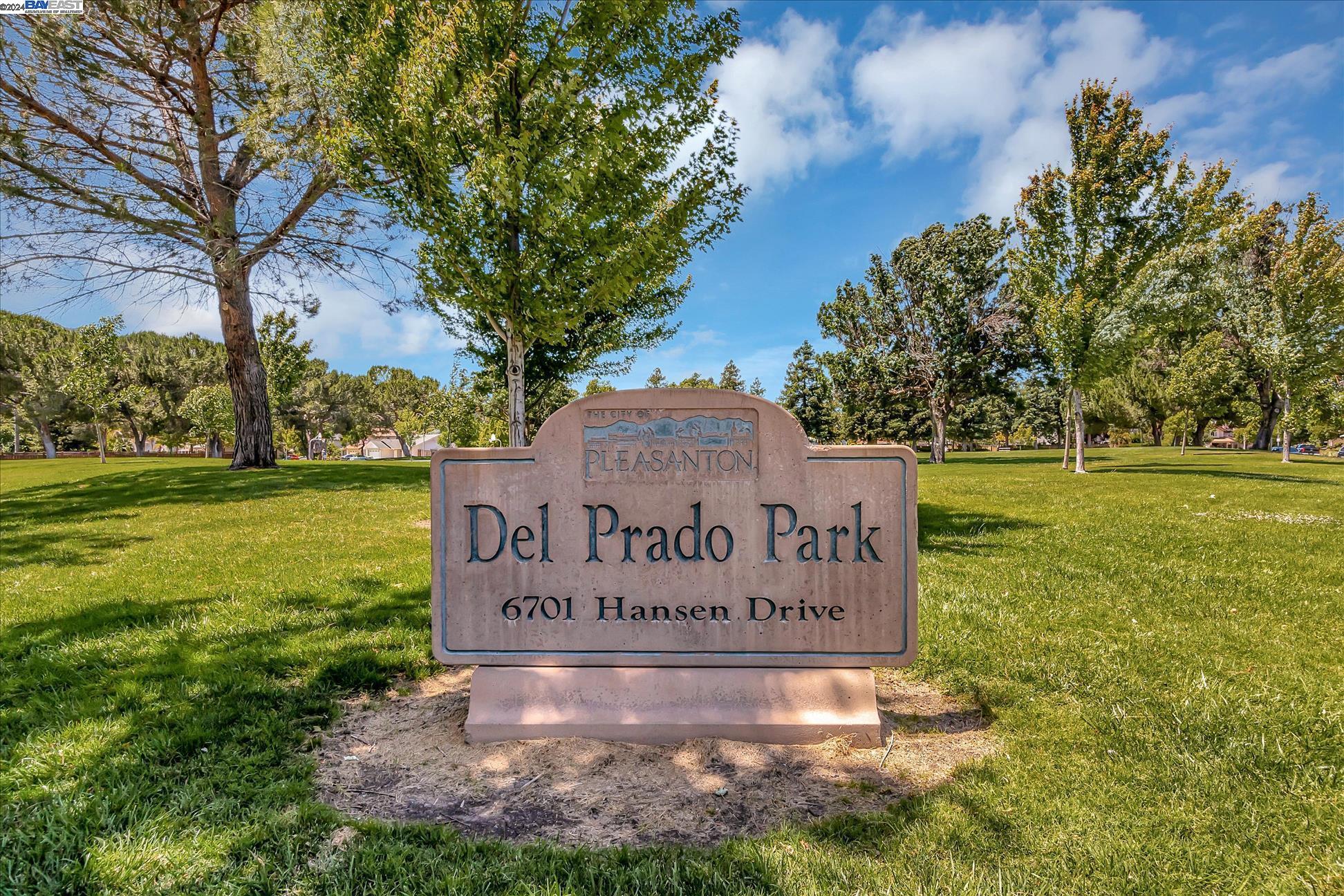 2915 Calle De La Mesa