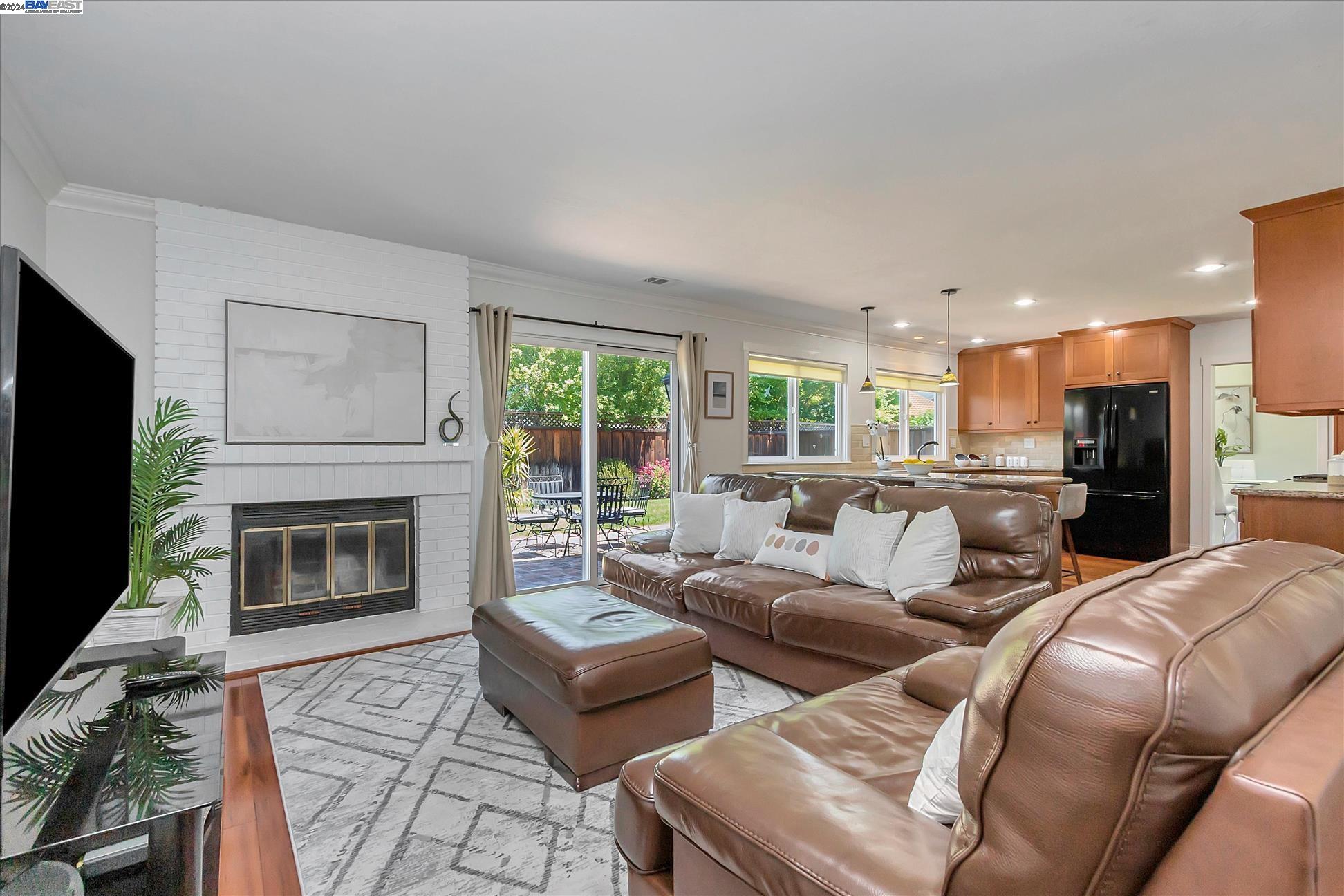 2915 Calle De La Mesa