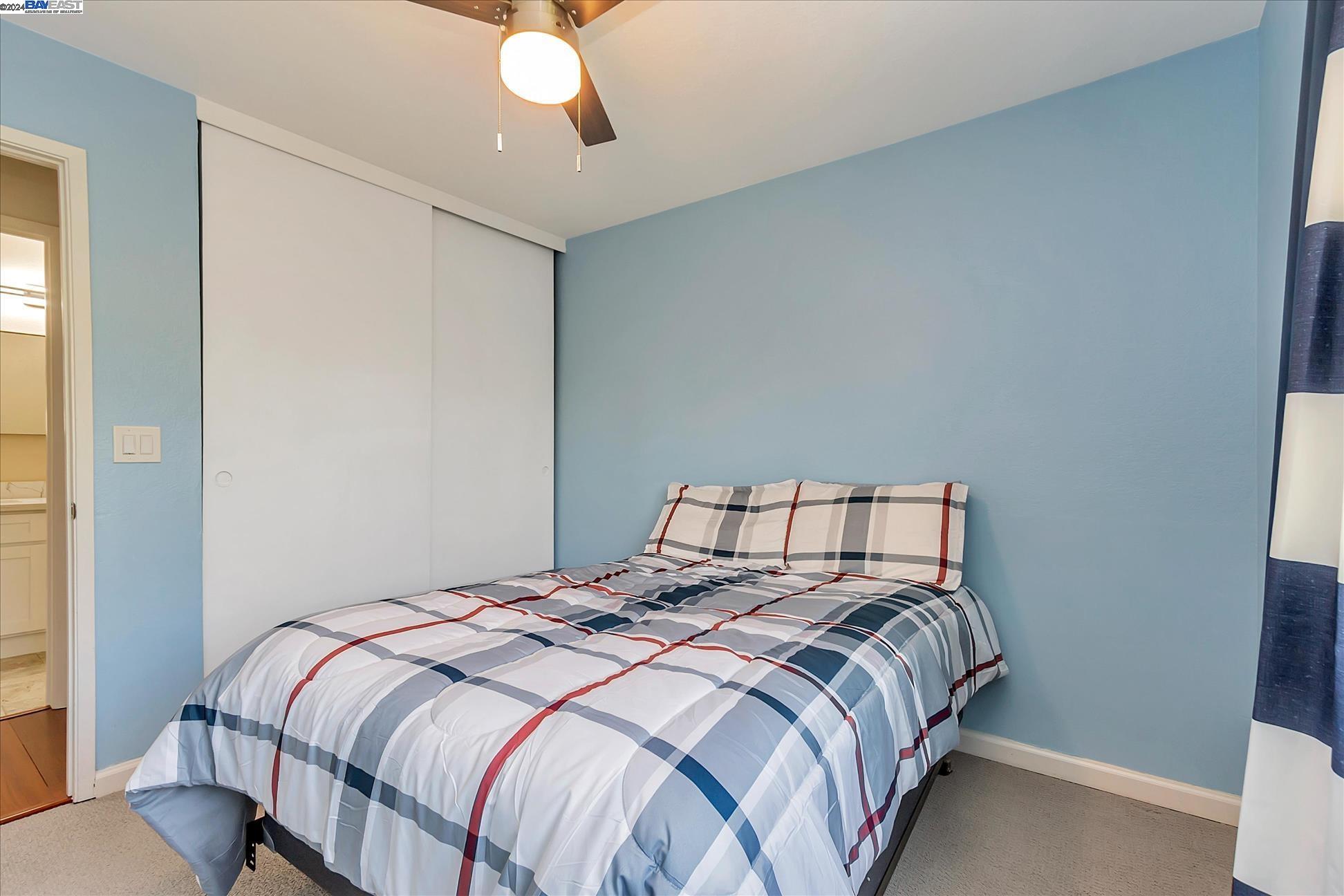 2915 Calle De La Mesa