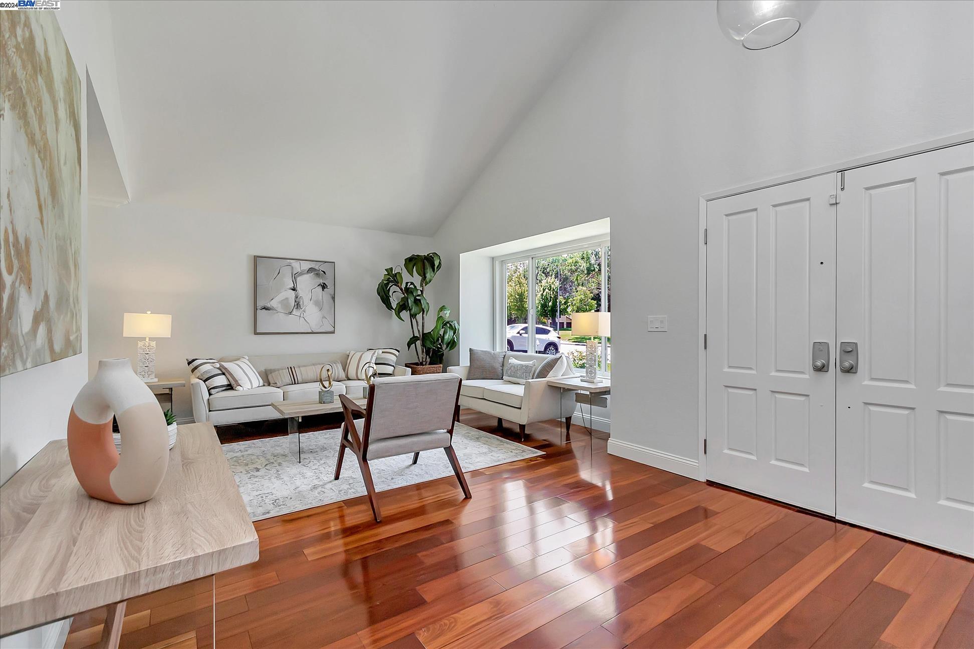 2915 Calle De La Mesa