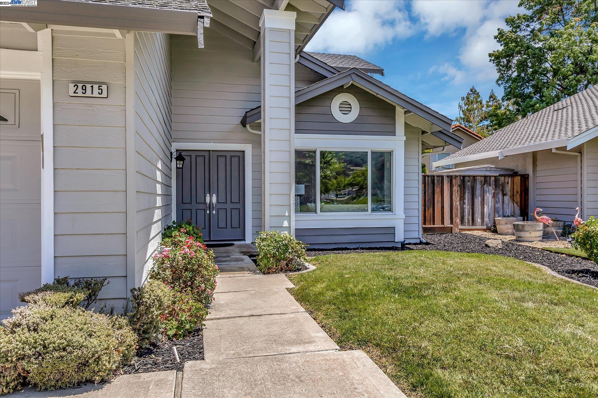 2915 Calle De La Mesa