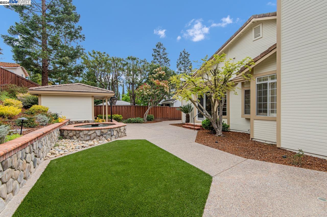 404 Knottingham Circle