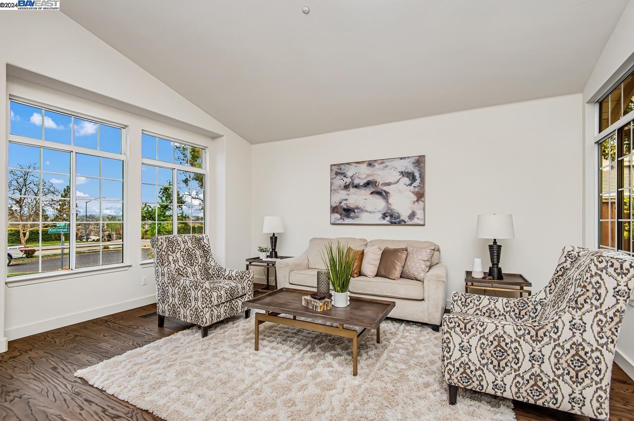 404 Knottingham Circle