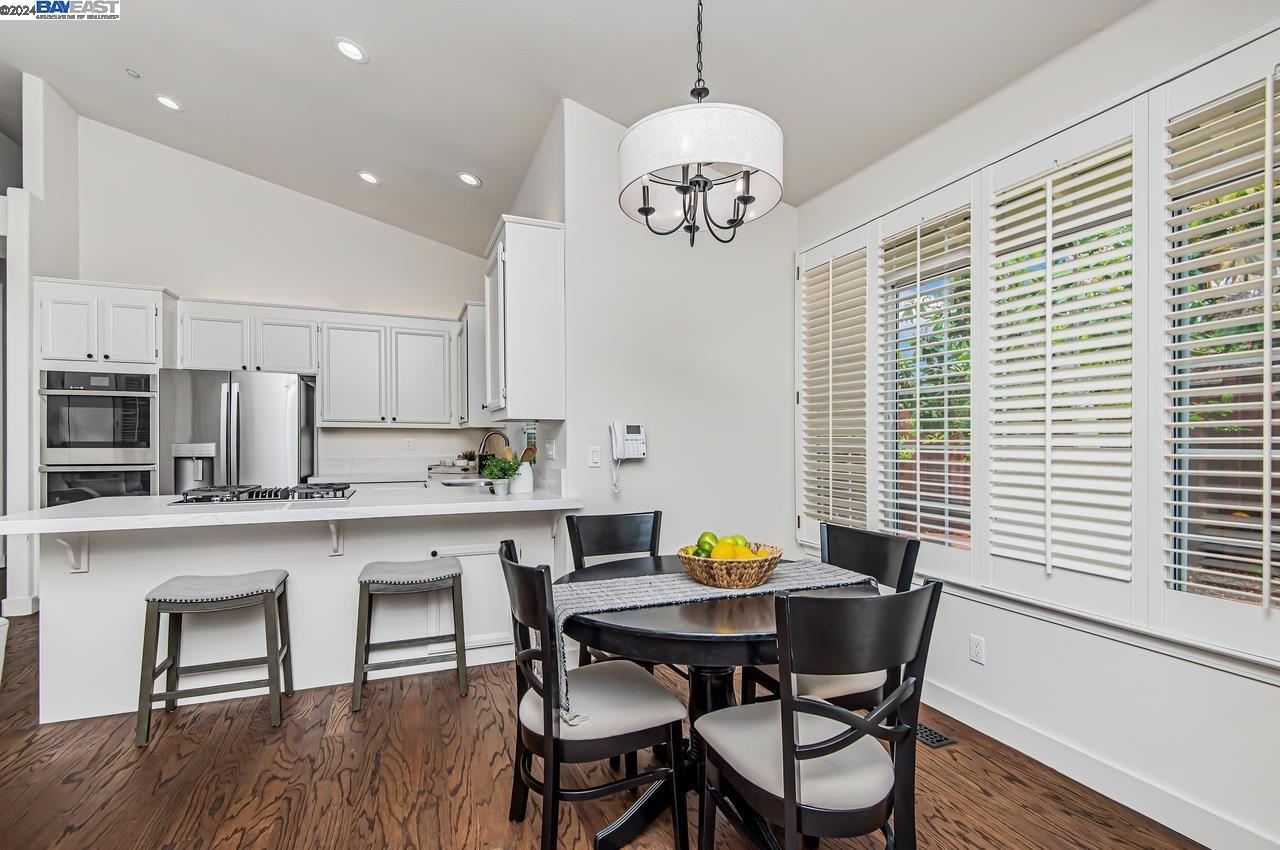 404 Knottingham Circle