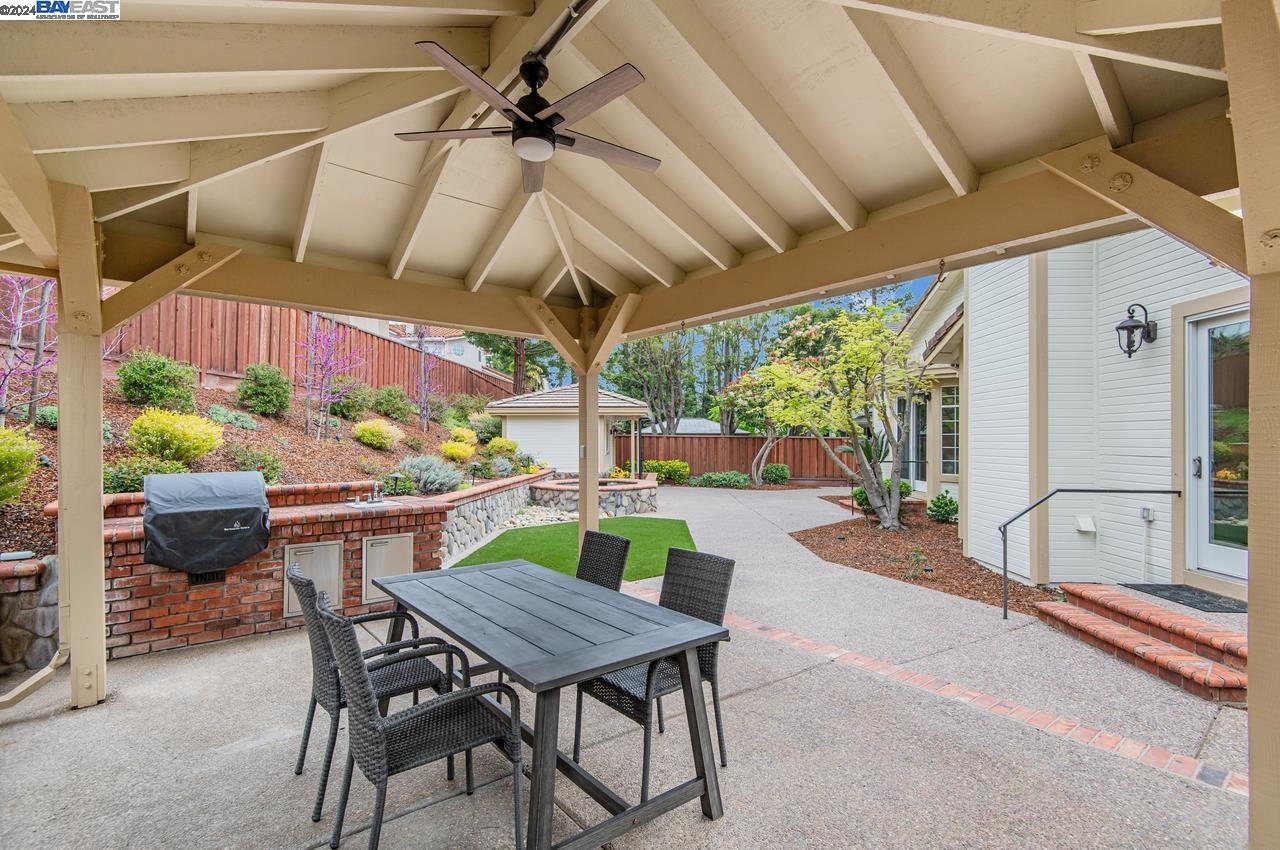 404 Knottingham Circle