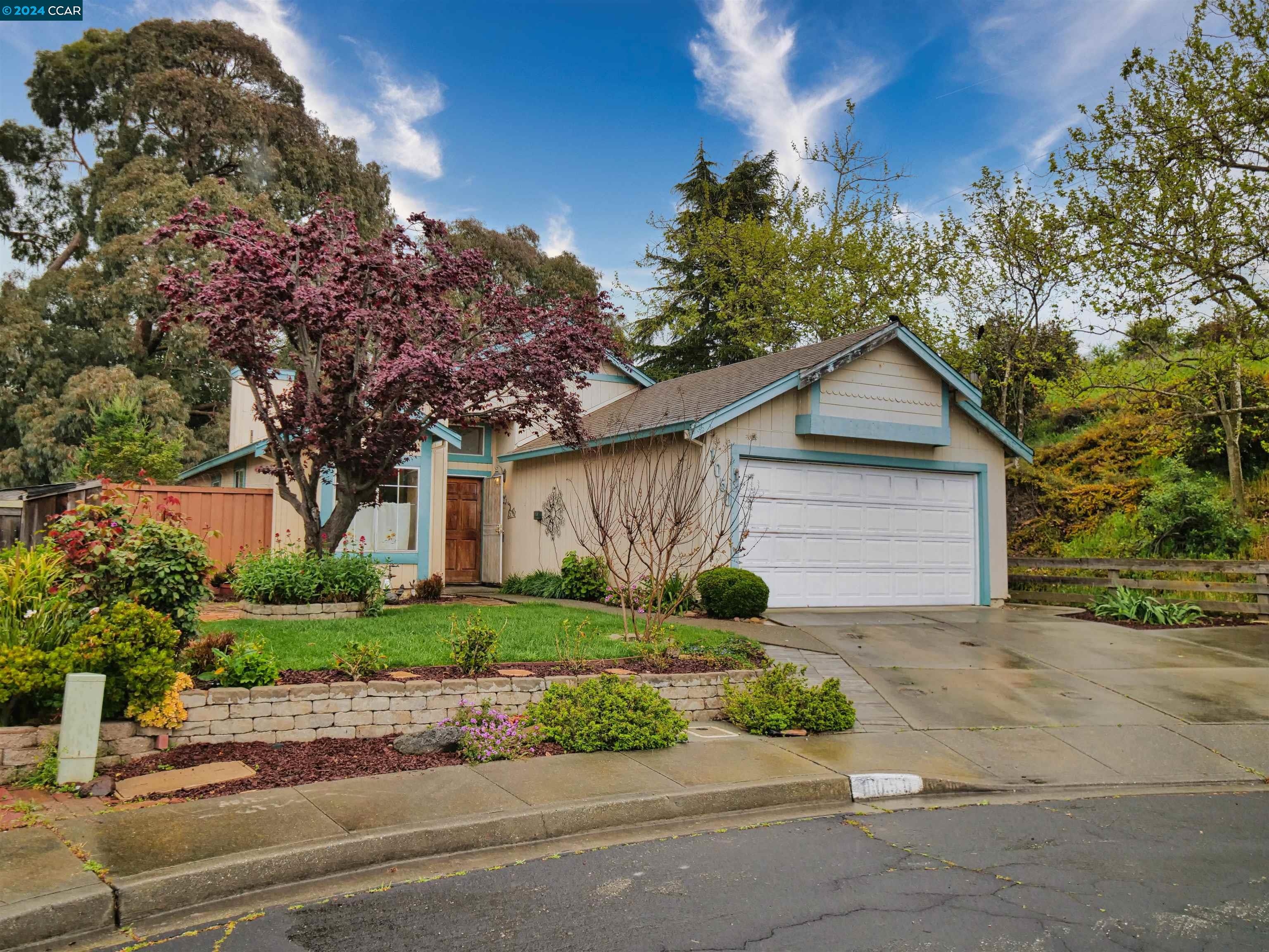 1050 Pueblo Court