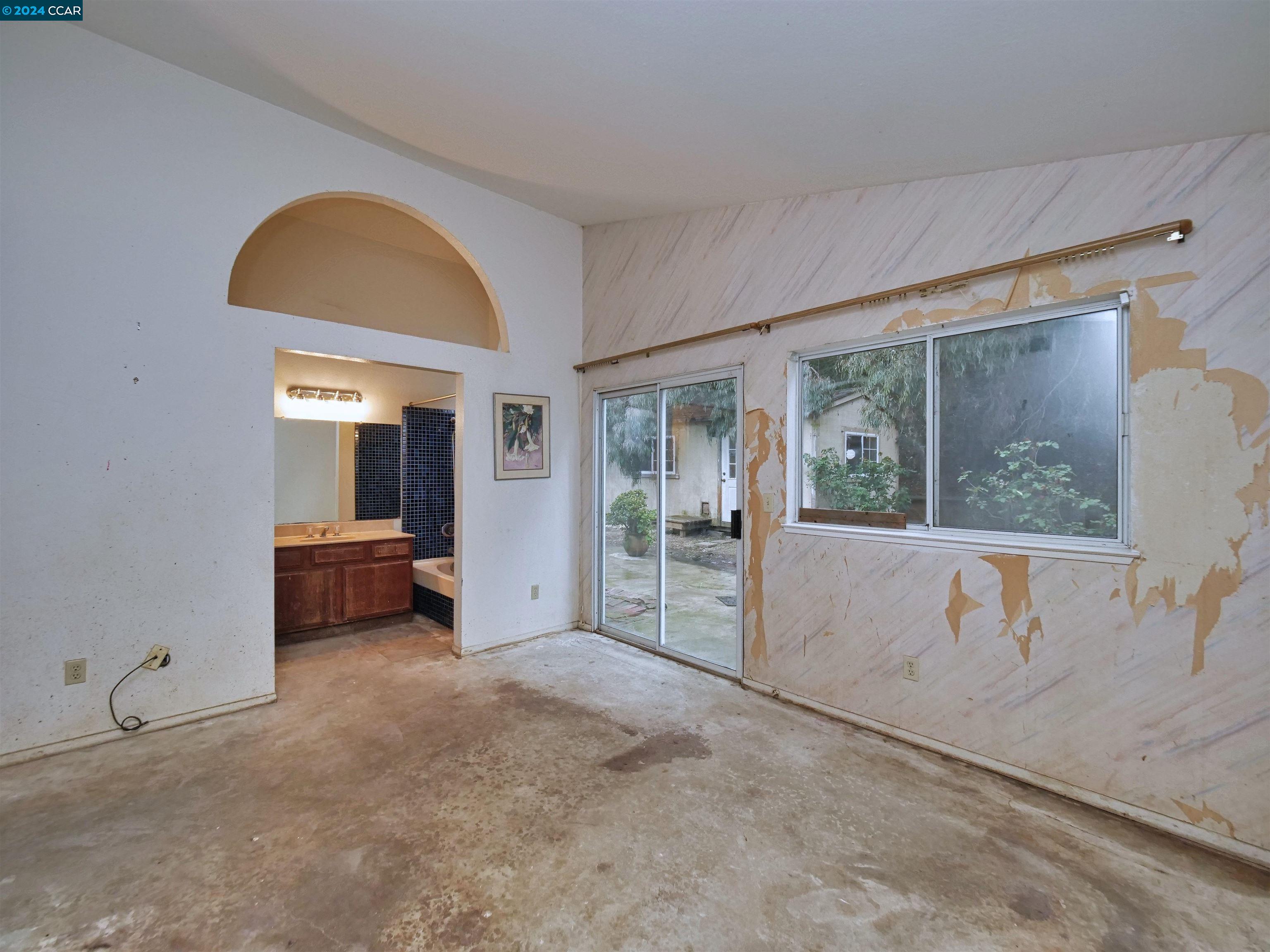 1050 Pueblo Court