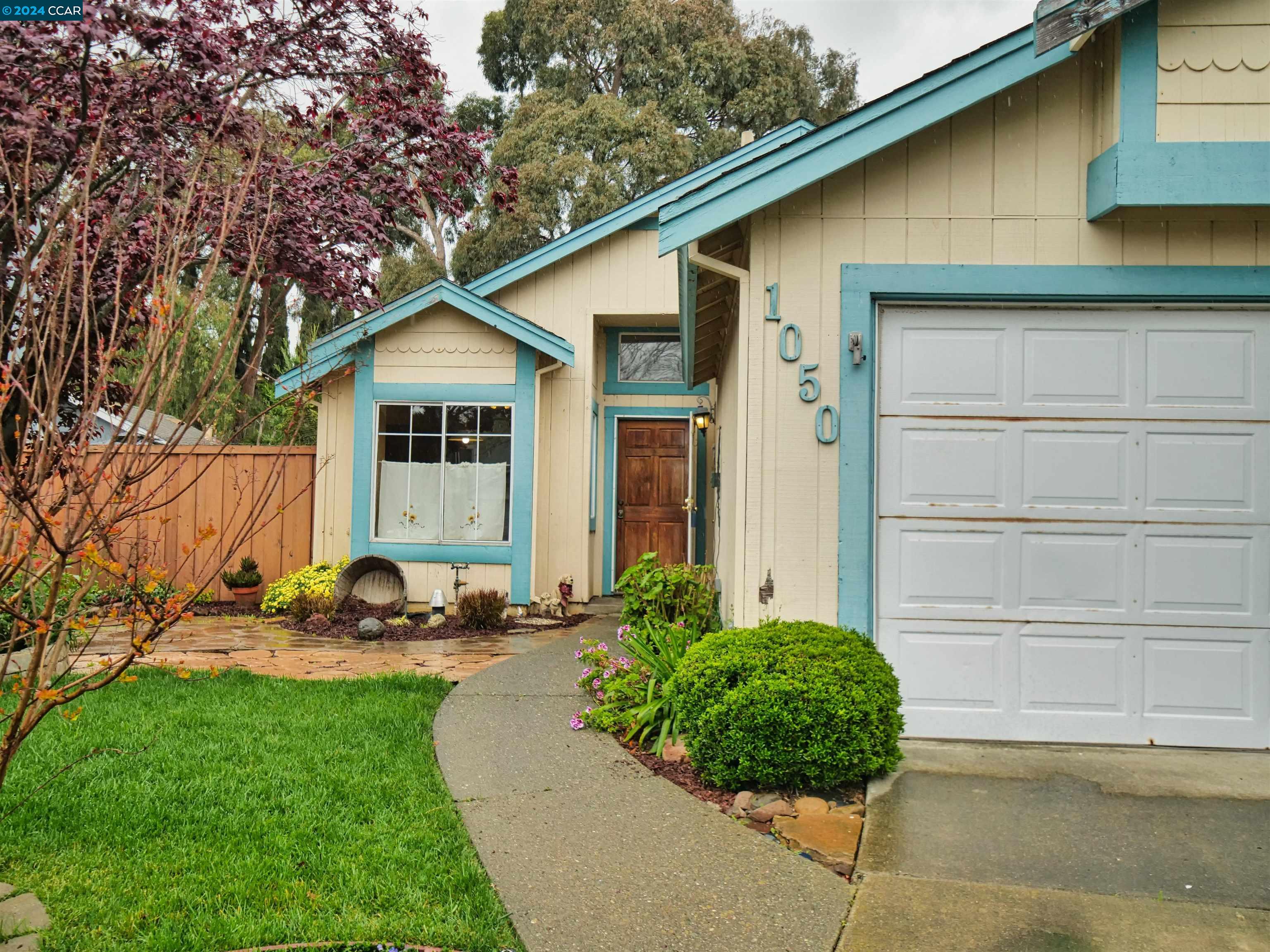 1050 Pueblo Court