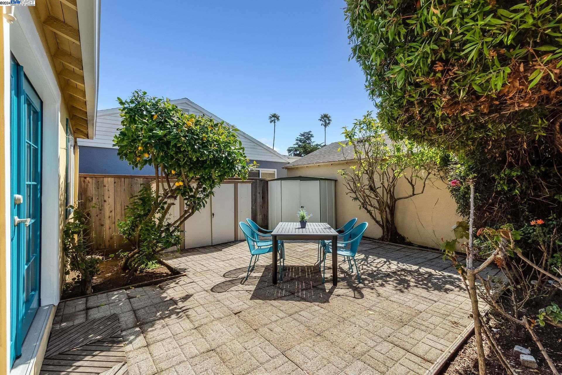 895 Yuba St