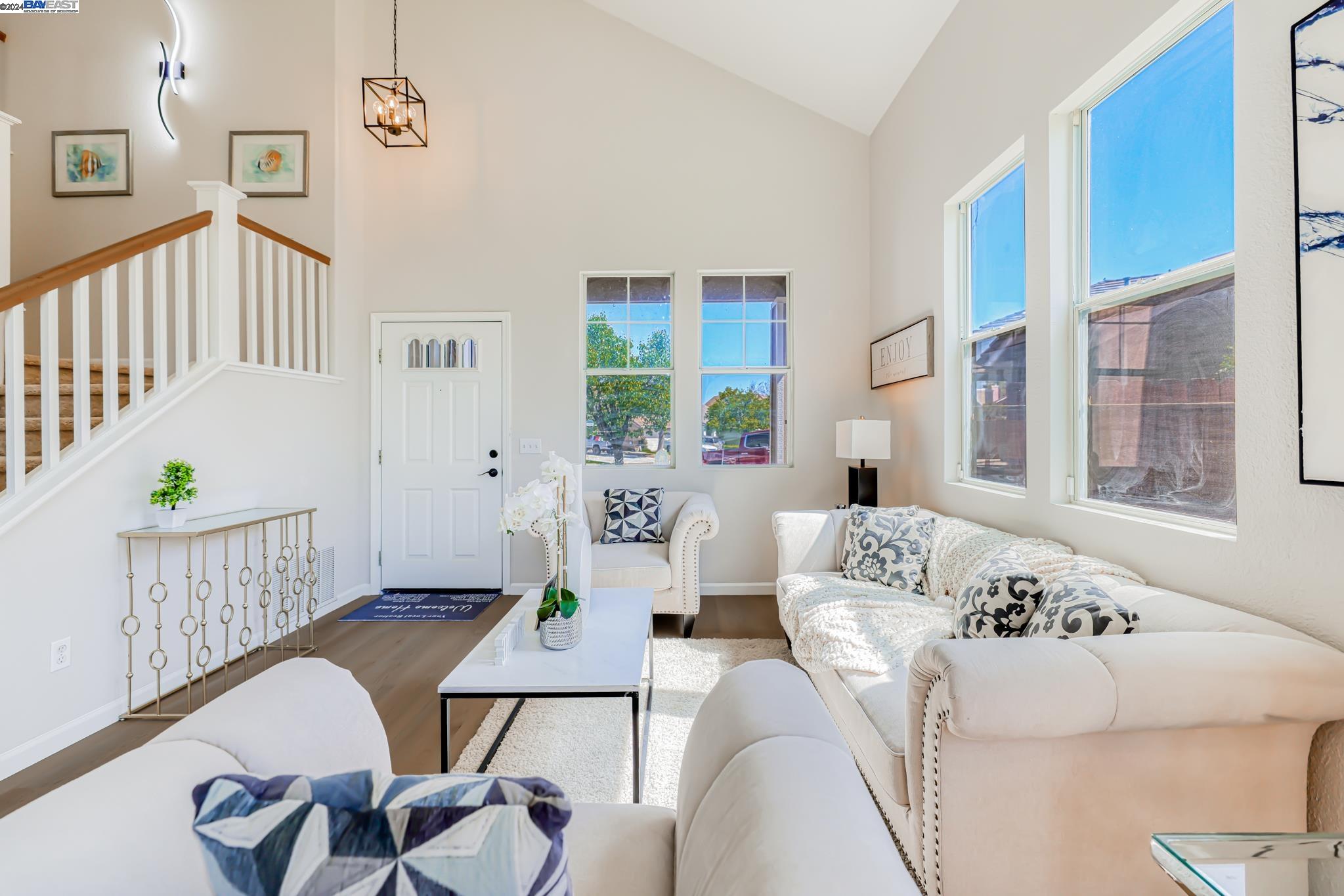 2328 Grassland Way