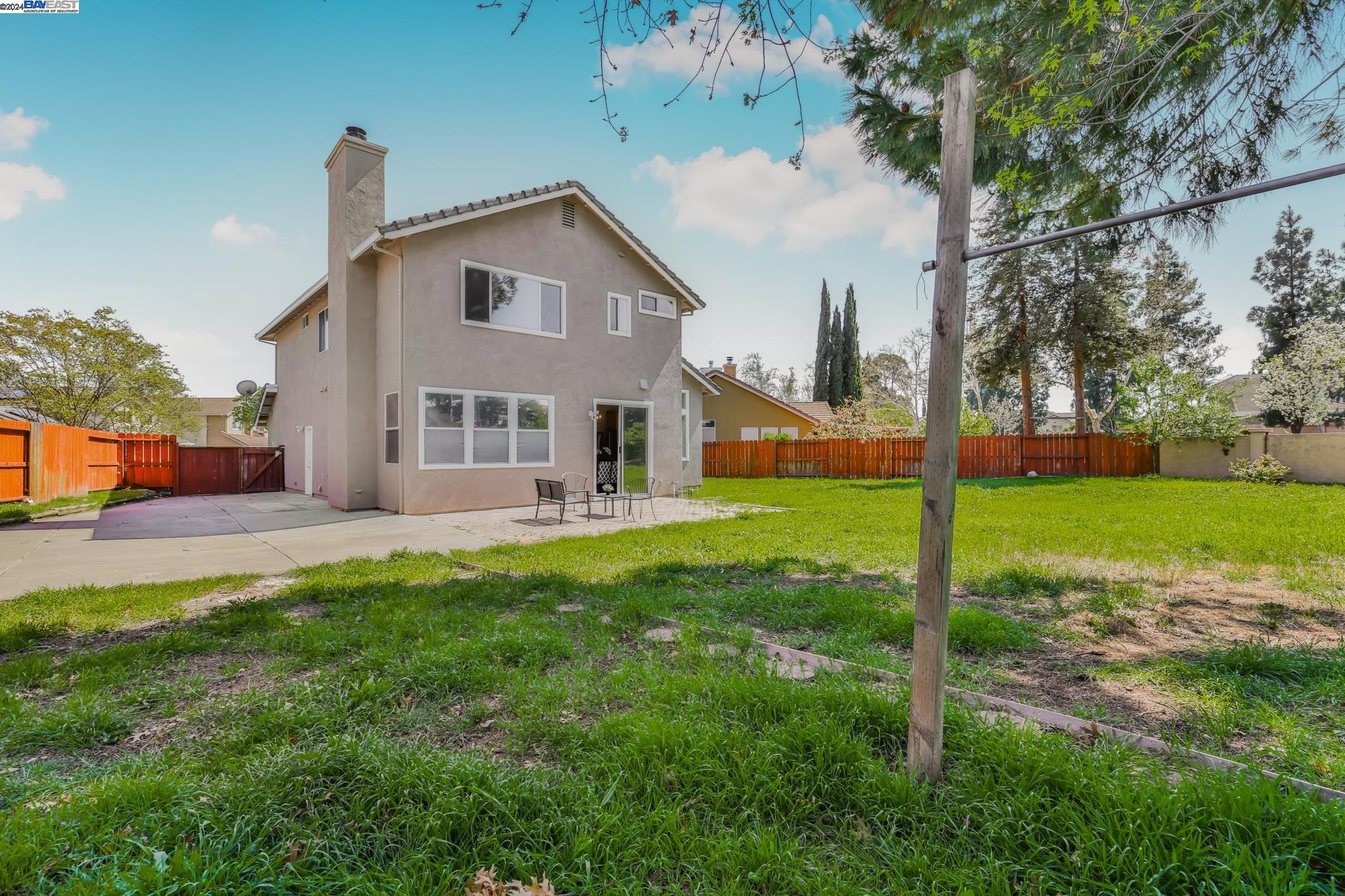2328 Grassland Way