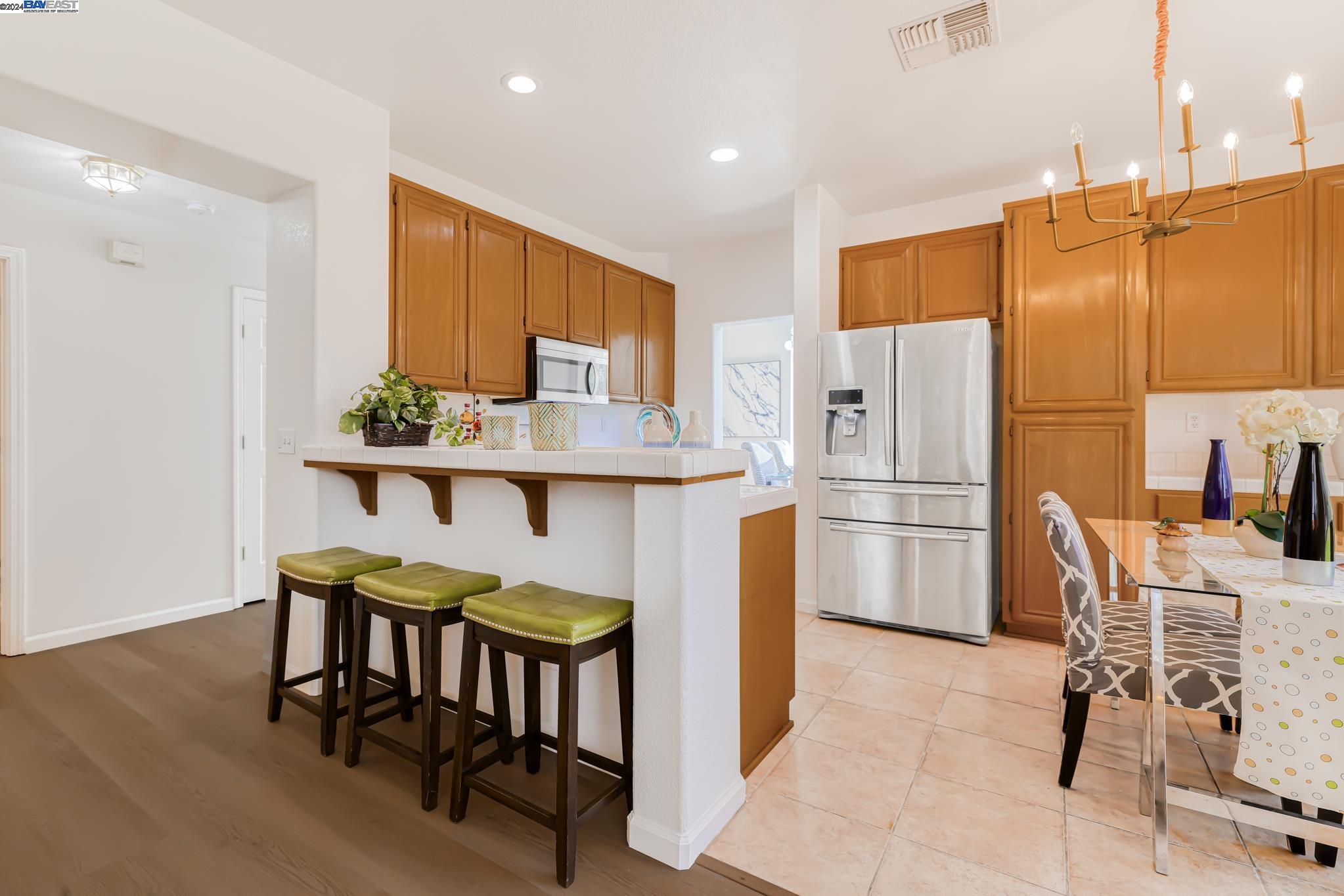 2328 Grassland Way