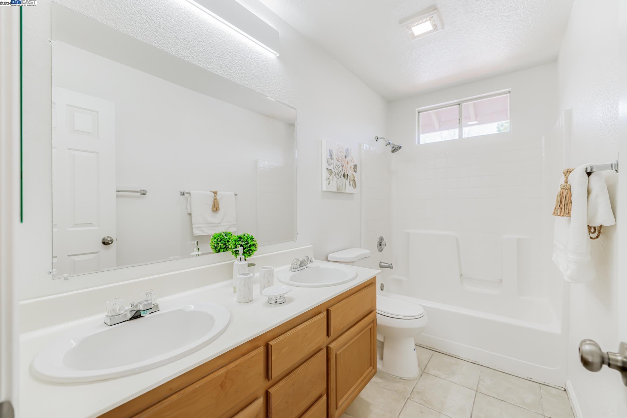 2328 Grassland Way