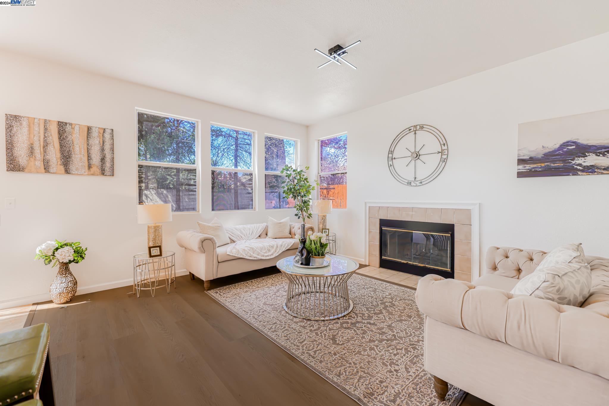 2328 Grassland Way