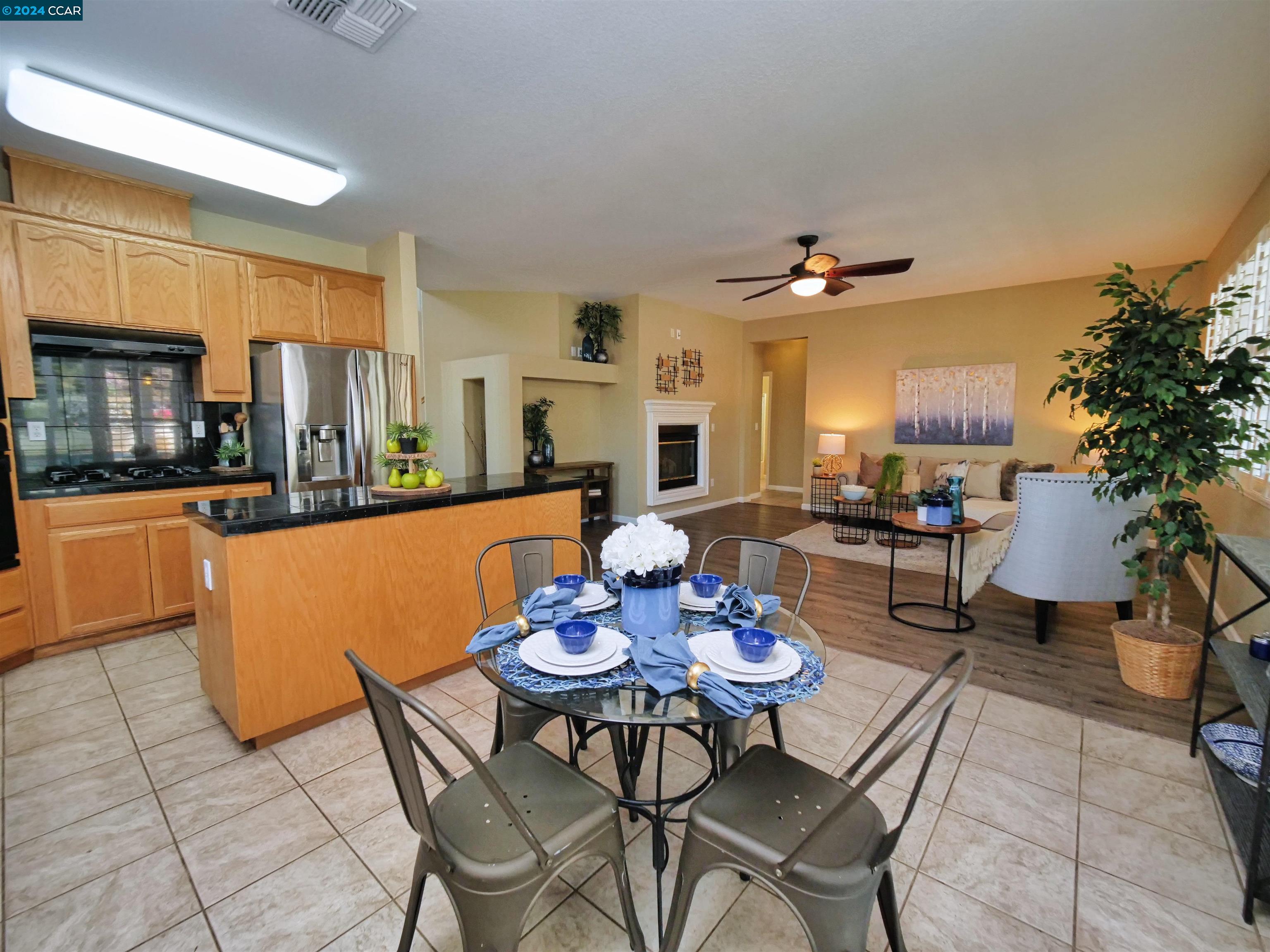 3566 Lovebird Way