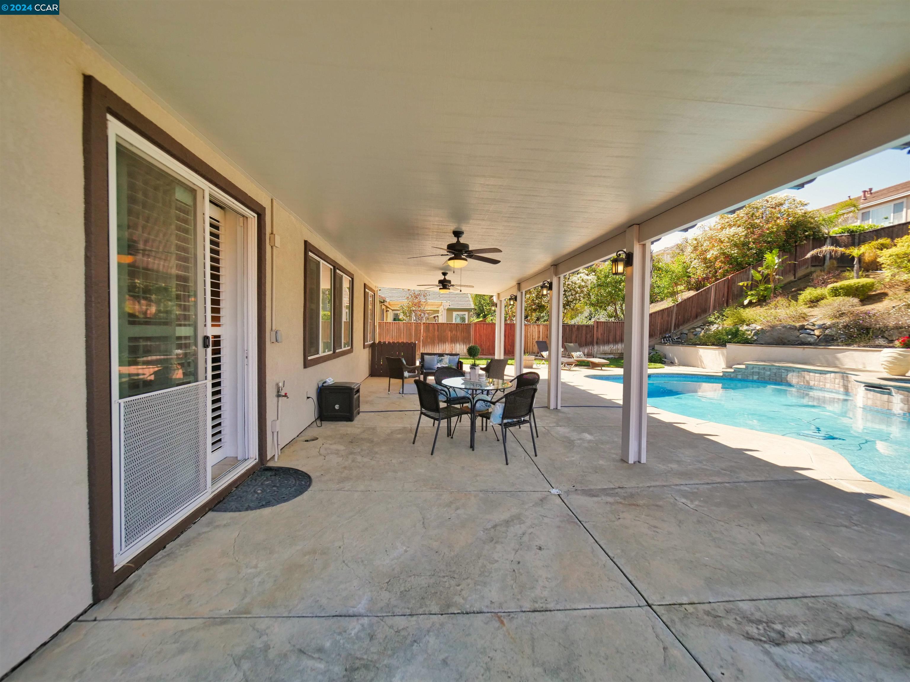 3566 Lovebird Way