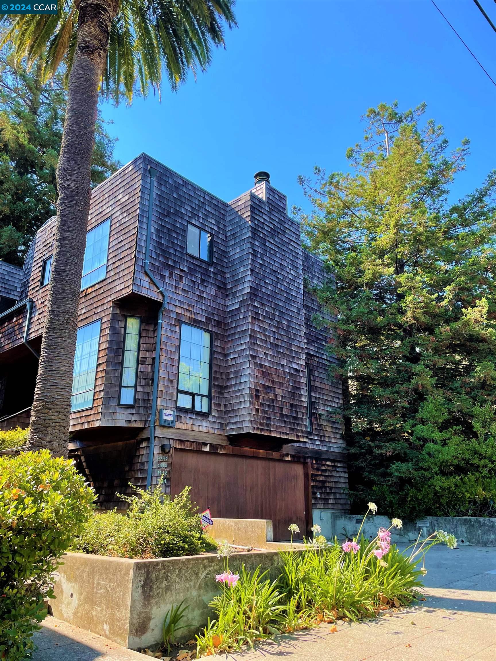 1412 Henry Street