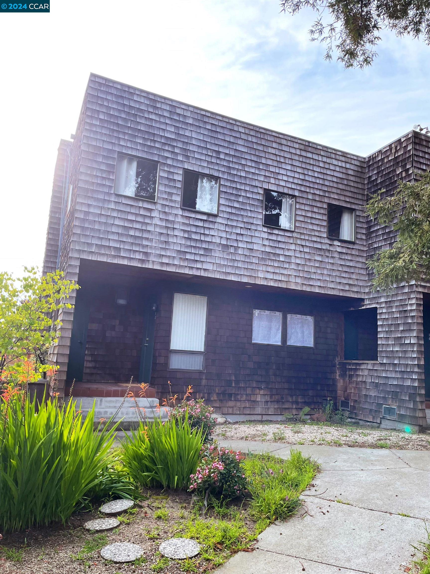 1412 Henry Street
