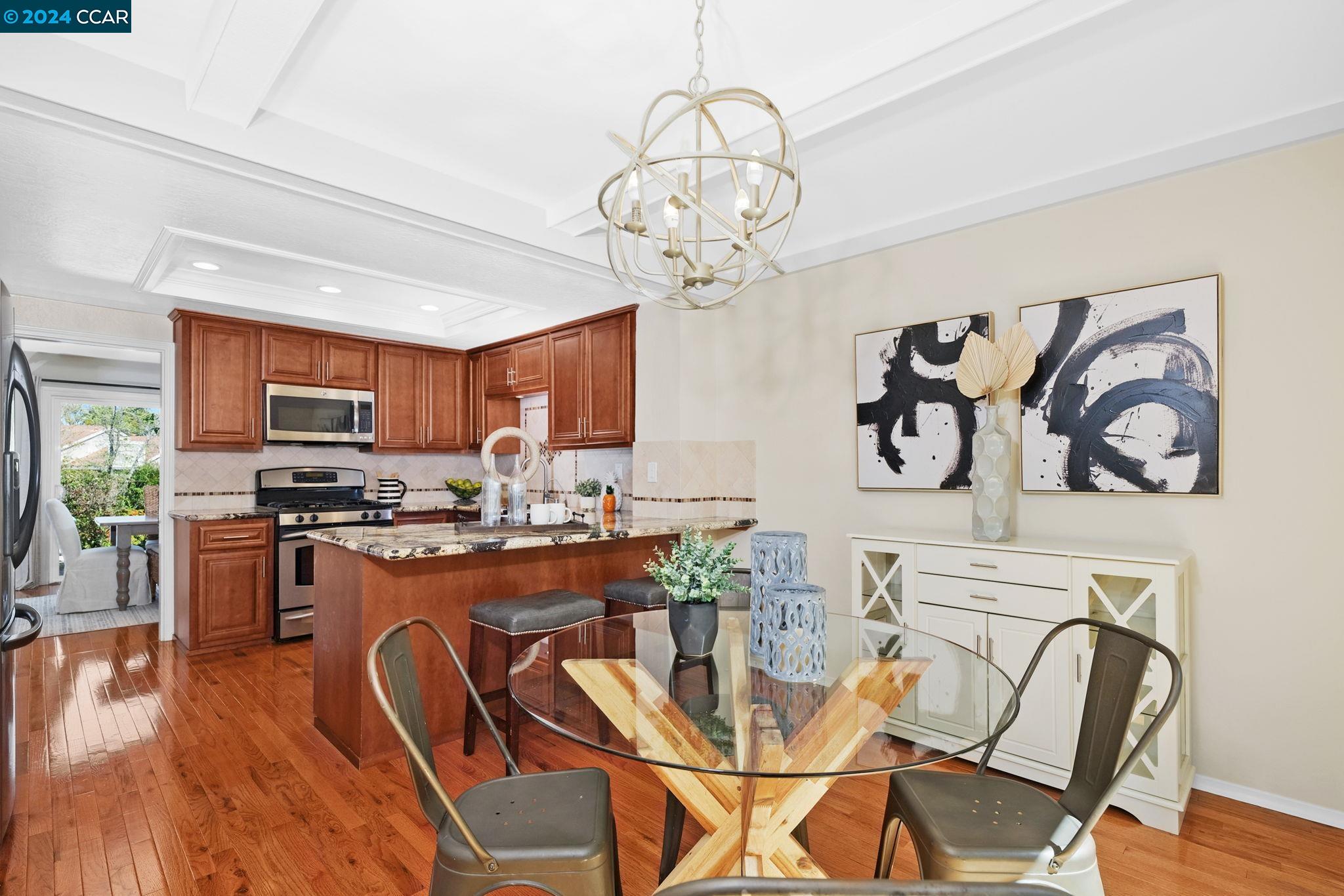 1425 Quail View Cir
