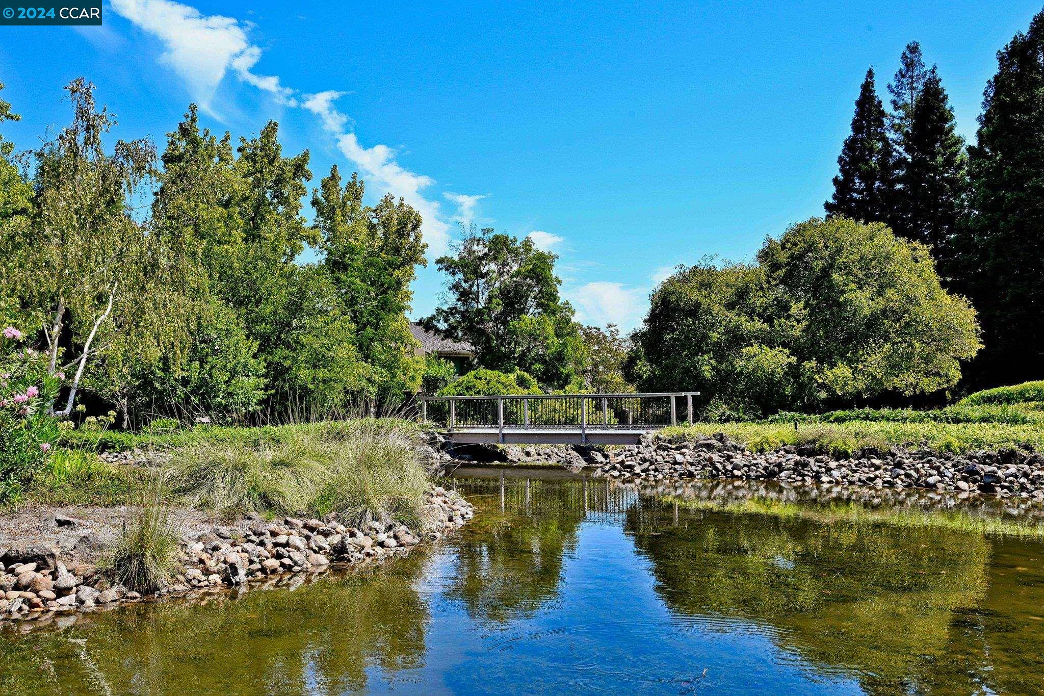 1425 Quail View Cir