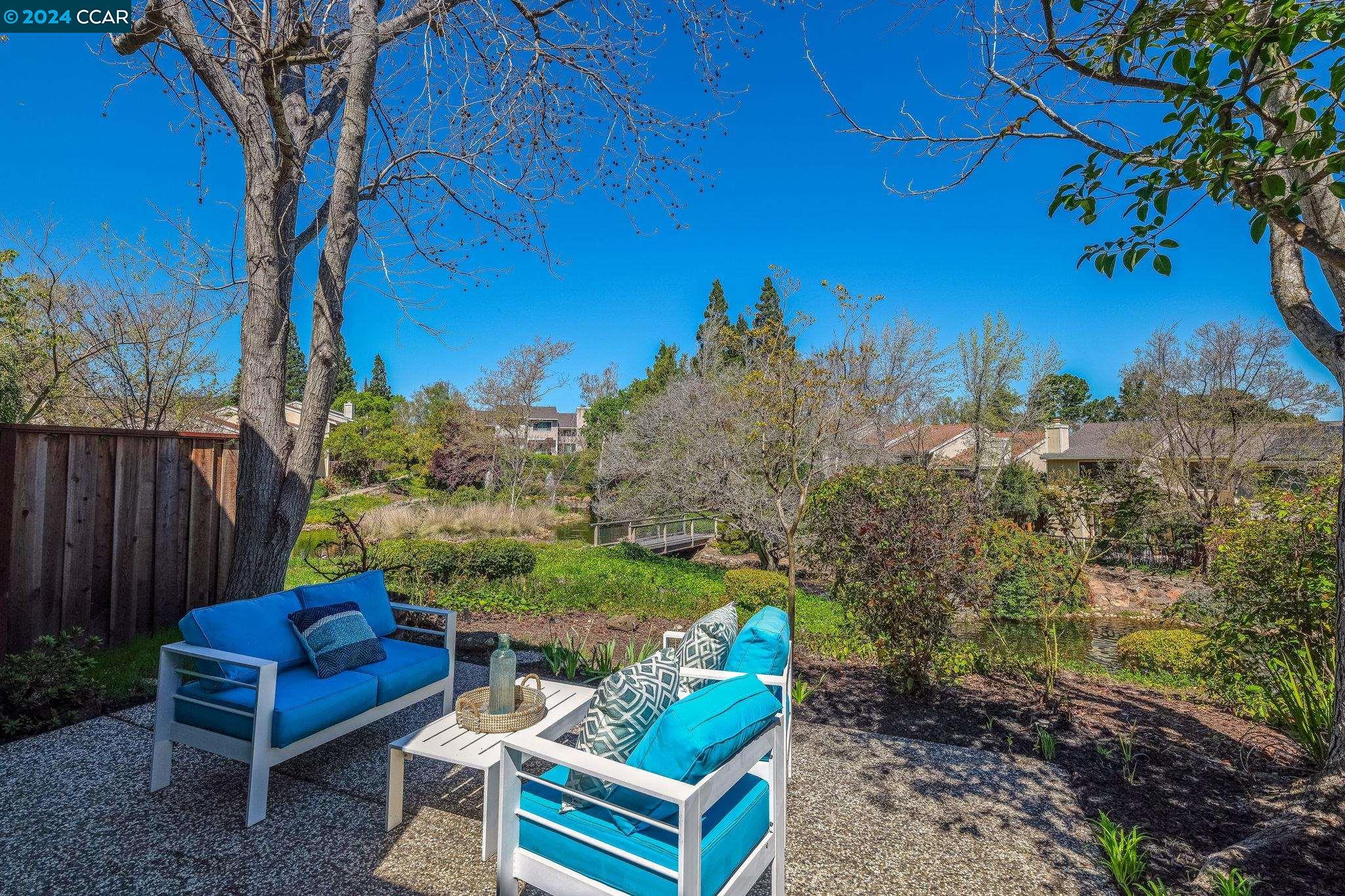 1425 Quail View Cir