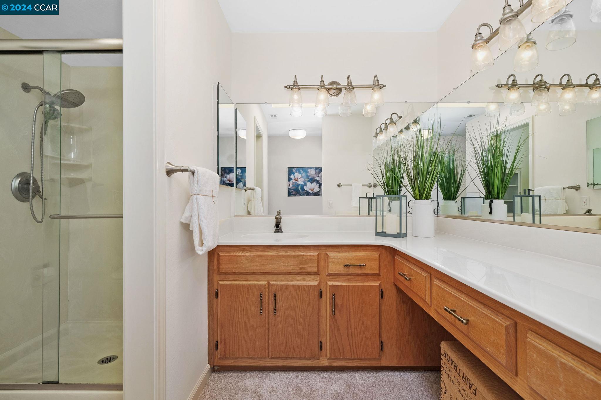 1425 Quail View Cir