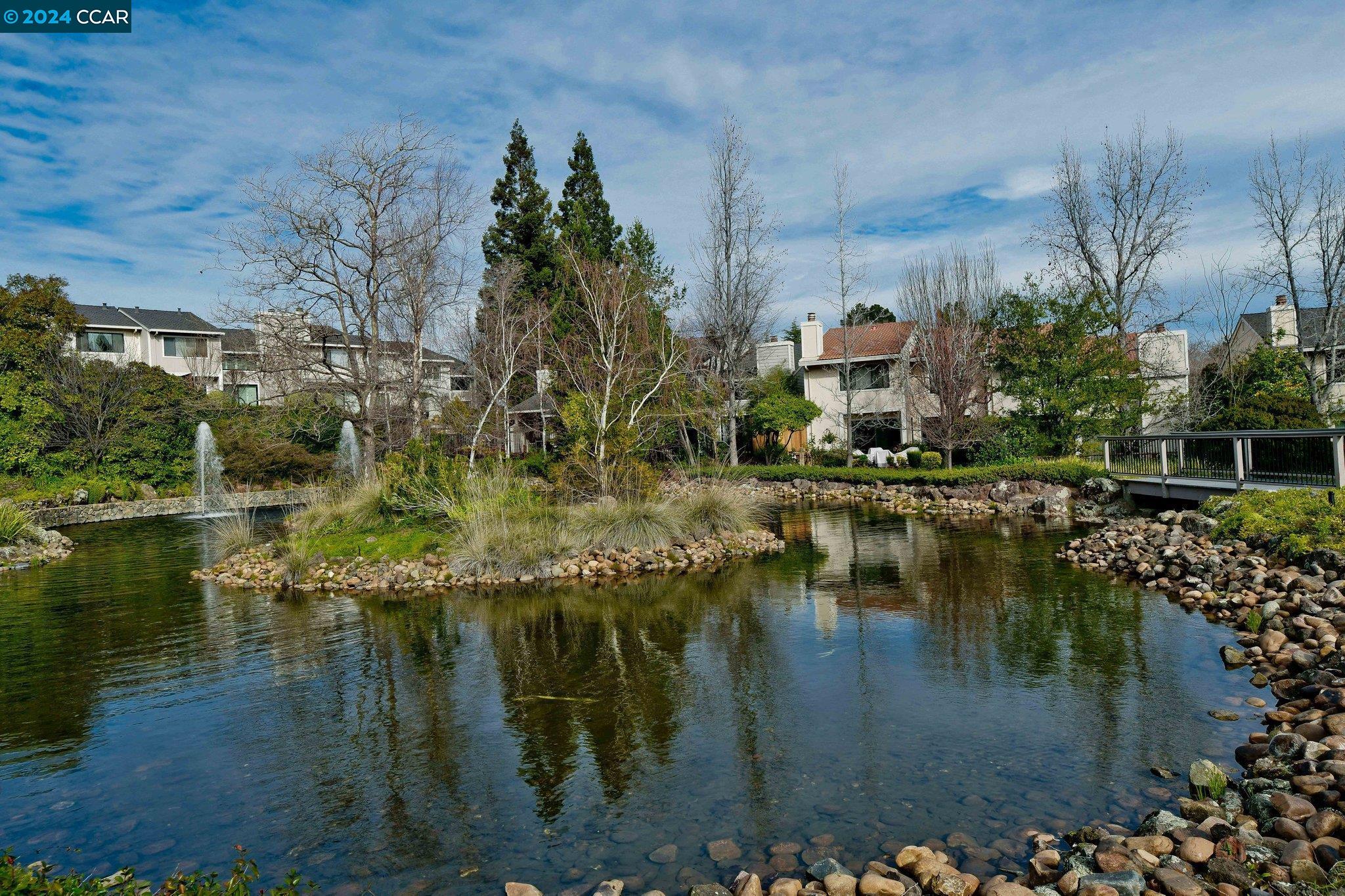 1425 Quail View Cir