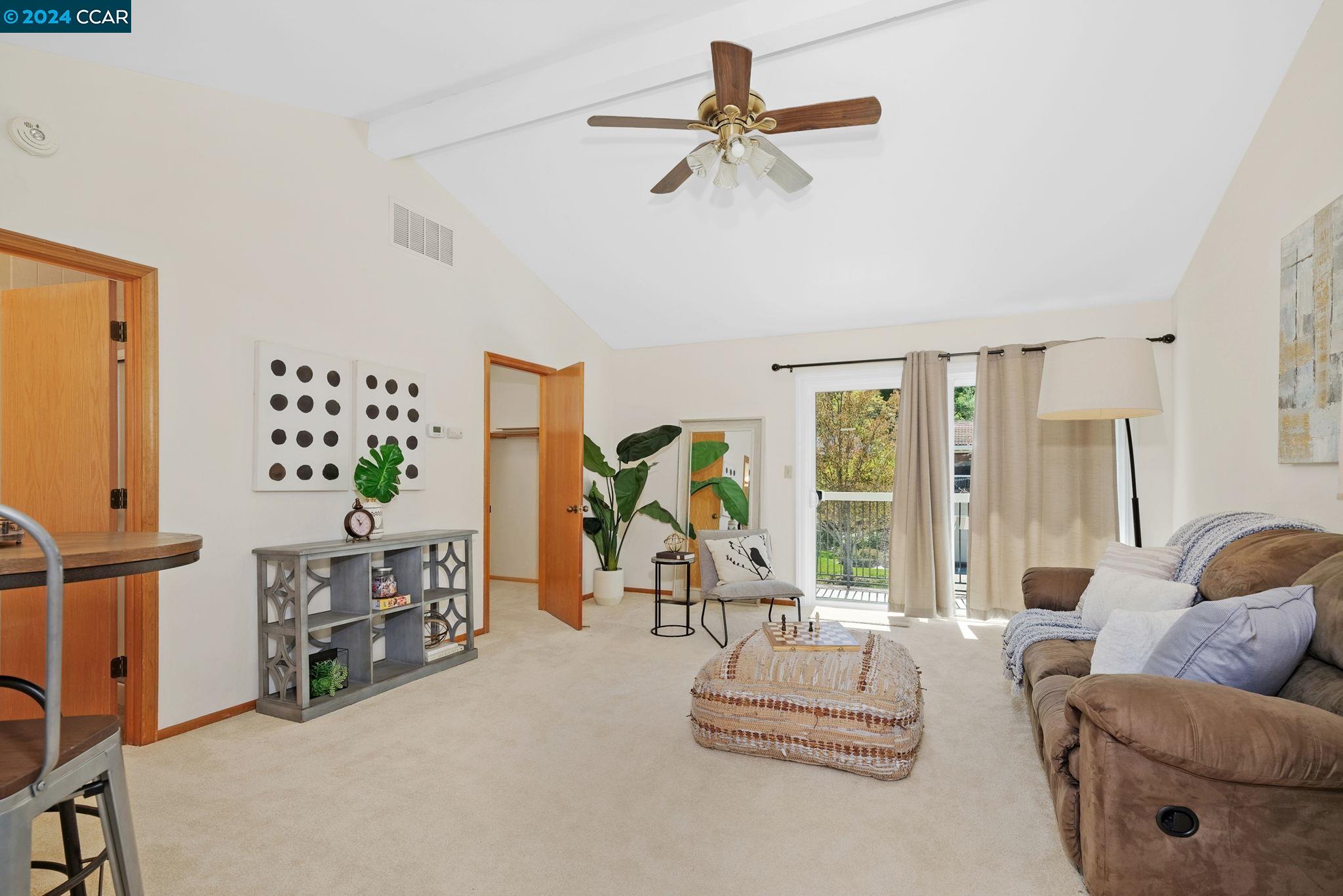 1425 Quail View Cir