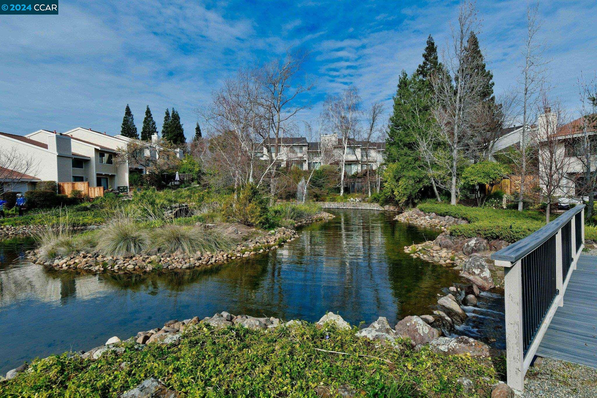 1425 Quail View Cir