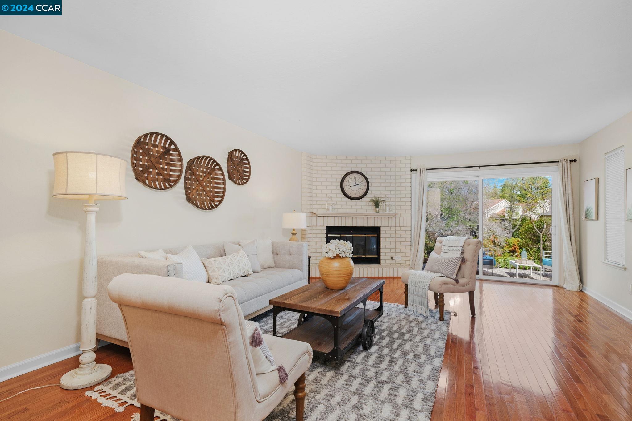 1425 Quail View Cir