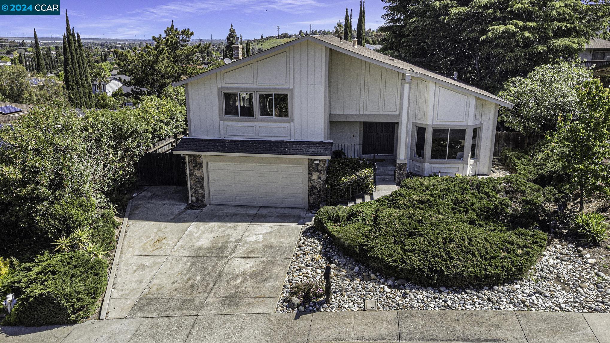 2374 Peachtree Cir