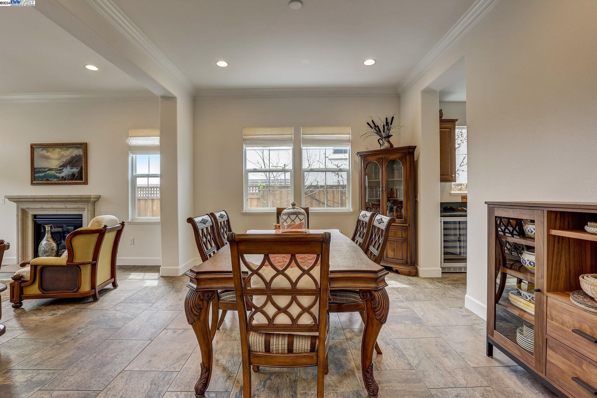 5008 Volterra Ct