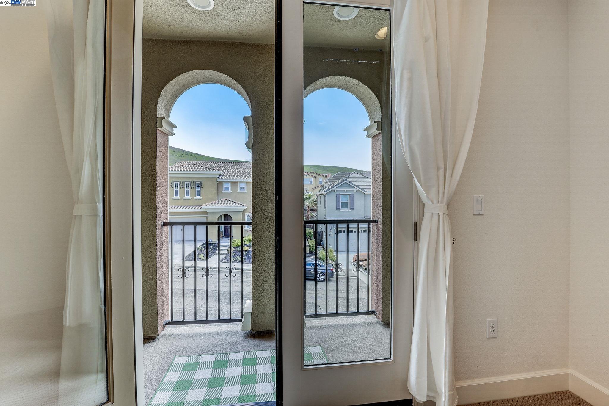5008 Volterra Ct