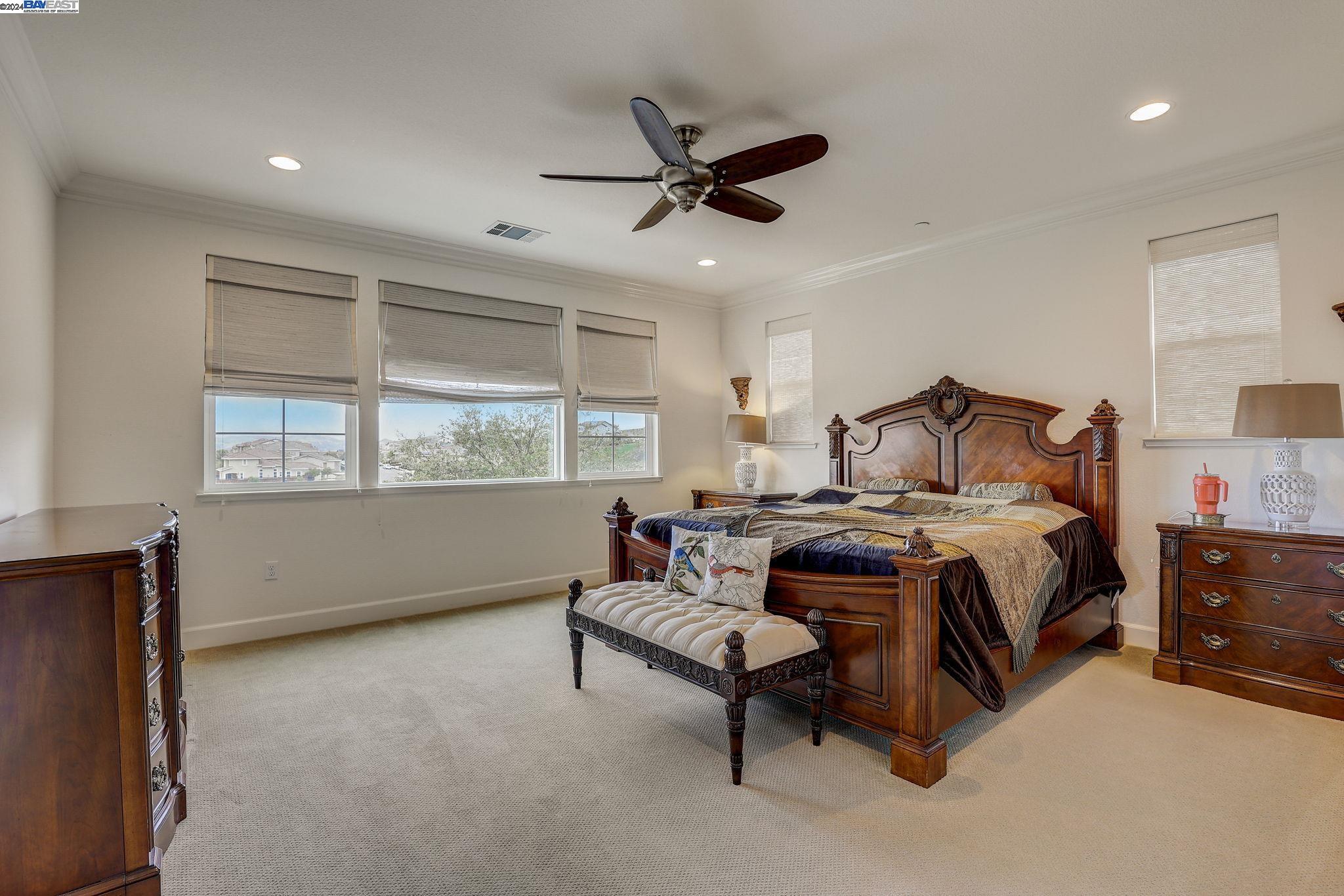 5008 Volterra Ct