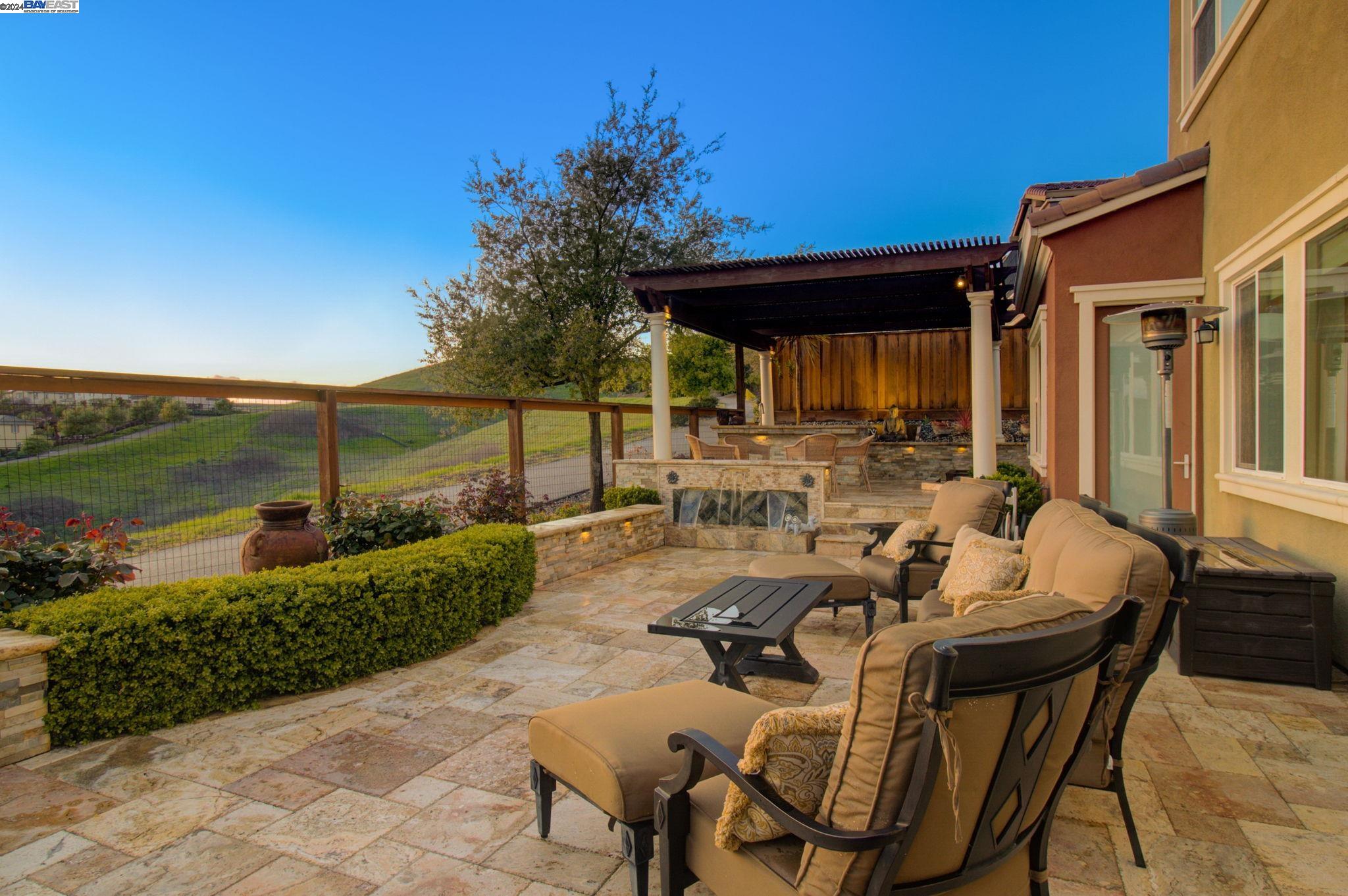 5008 Volterra Ct