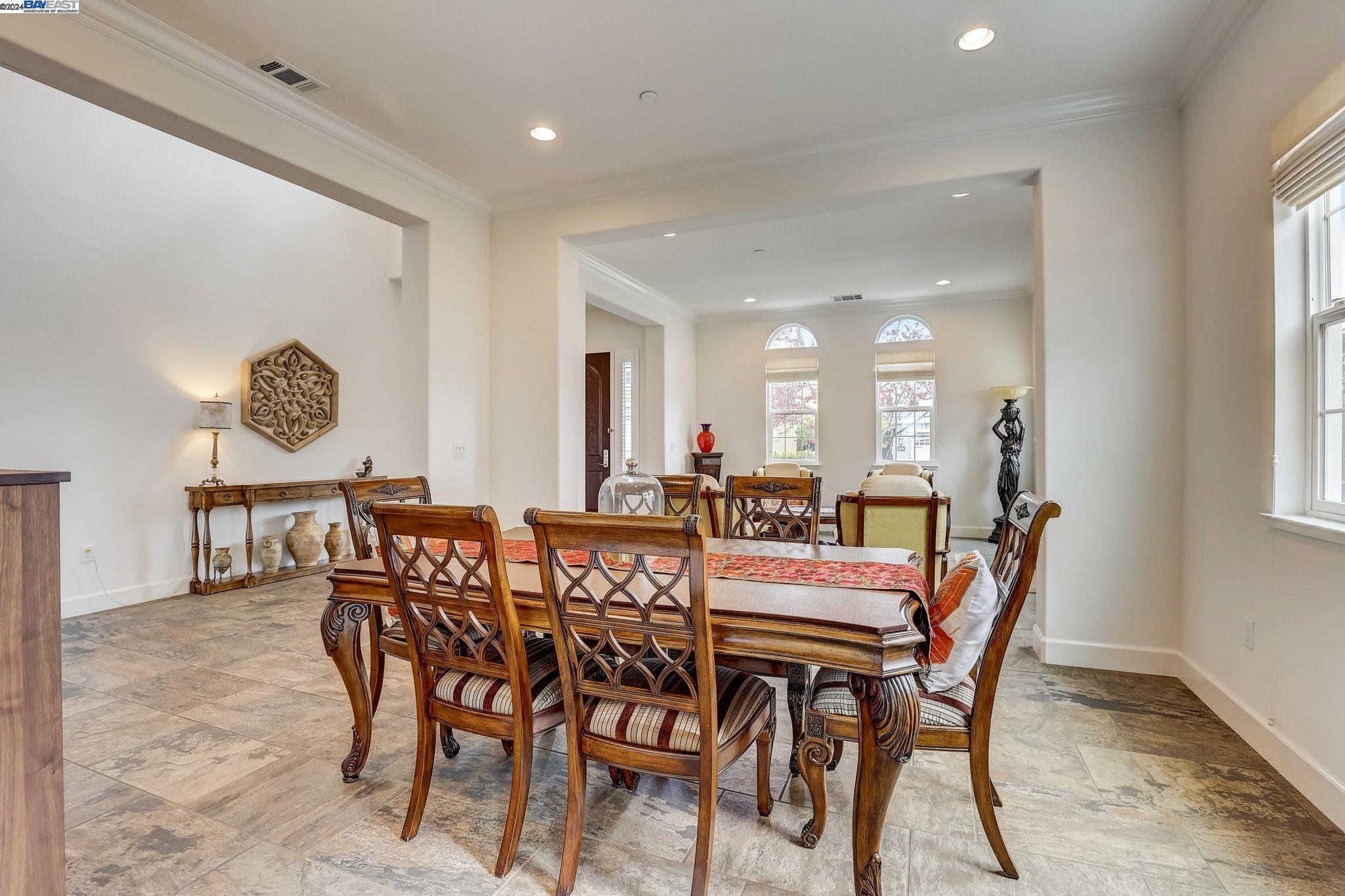 5008 Volterra Ct