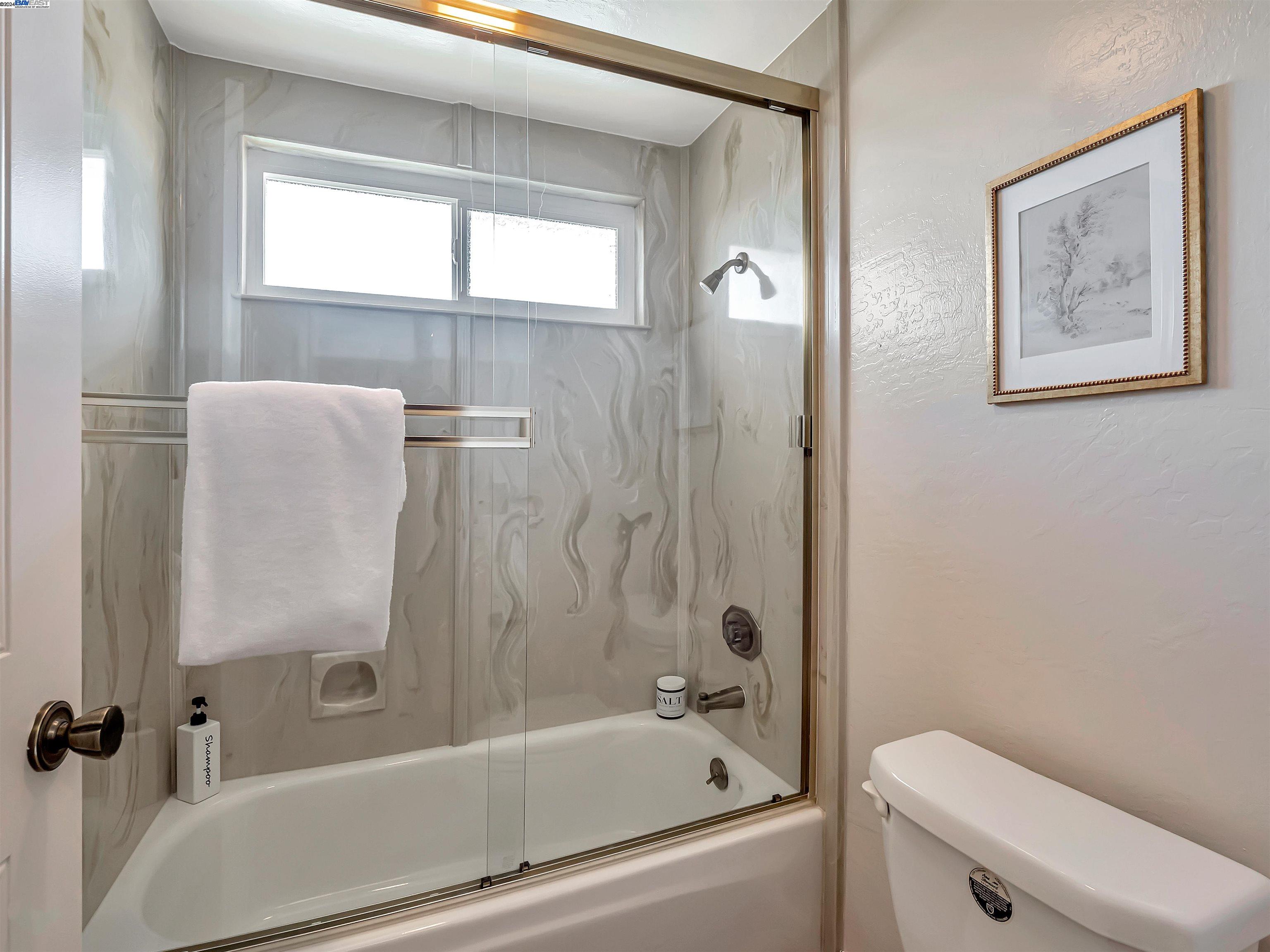 485 Santander Dr