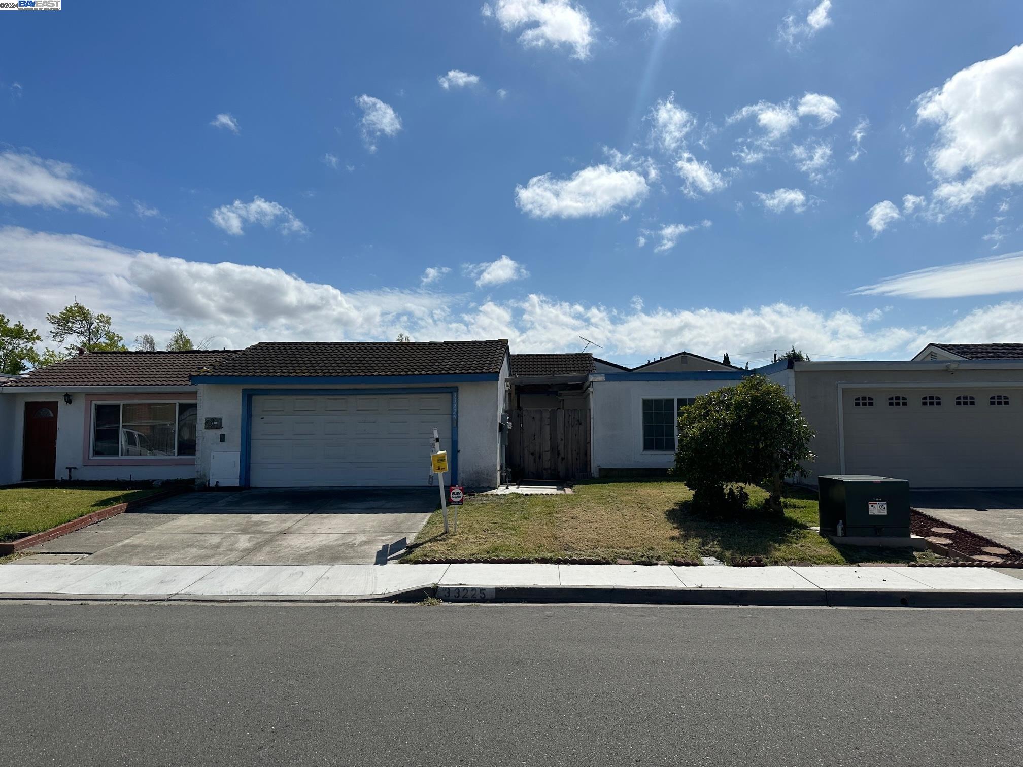 33225 Lake Pyramid St