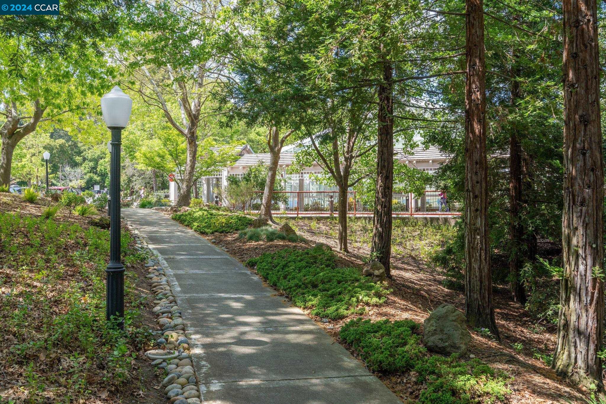 1840 Tice Creek # 2405